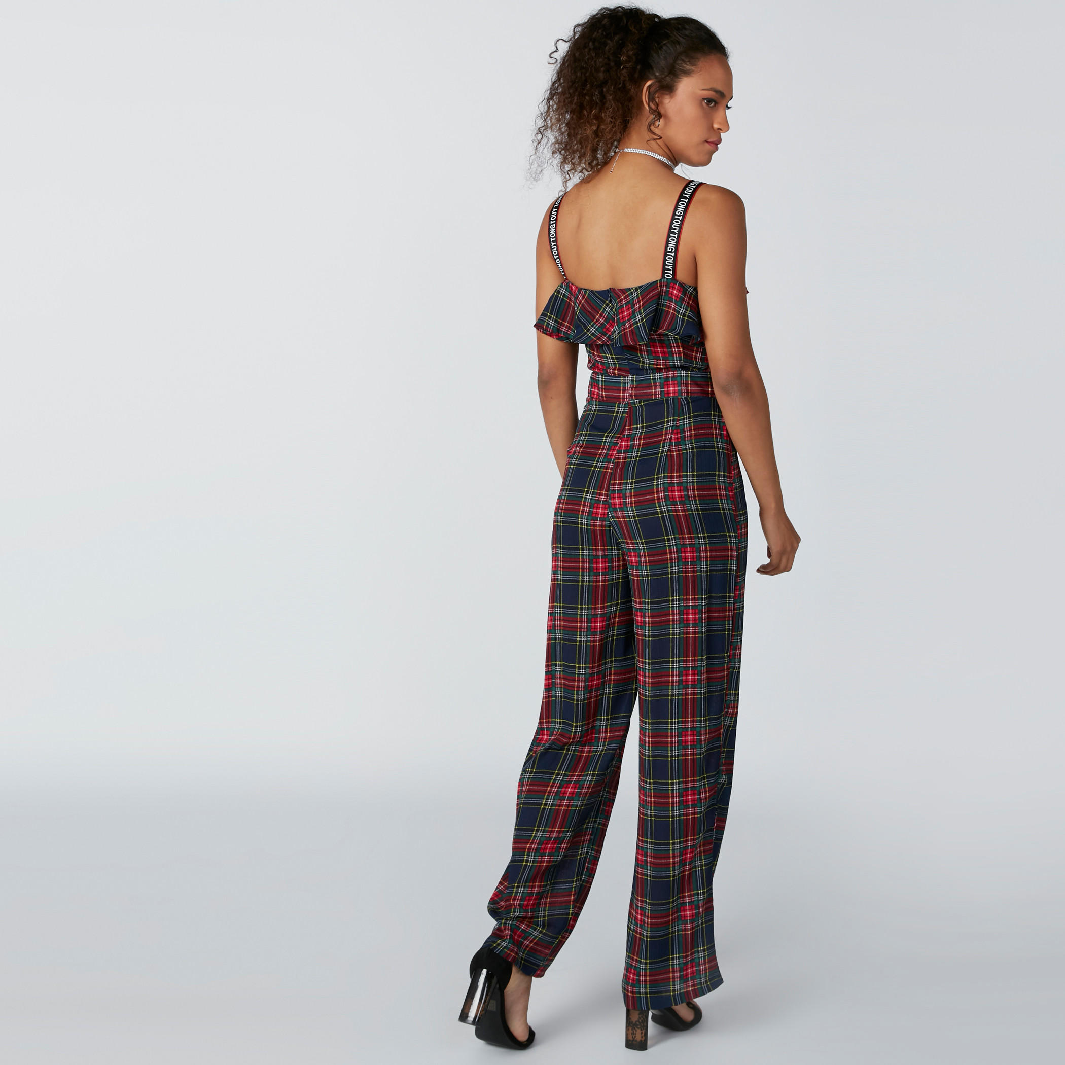 أفرول كاروهات بياقة كشكش وحمّالات بطبعات-women-clothing-jumpsuits-image-2