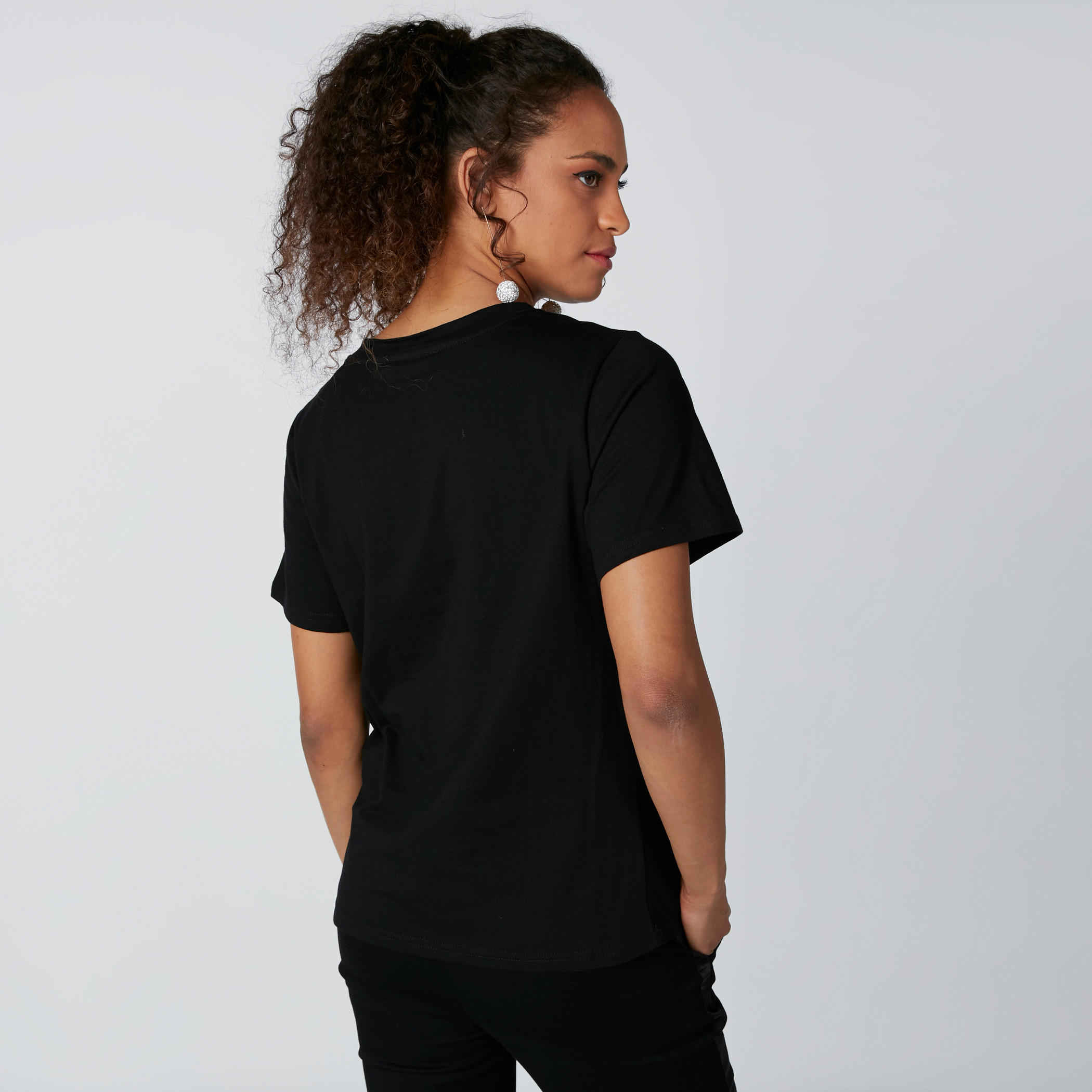تيشيرت بياقة مستديرة وأكمام قصيرة وطبعات-women-clothing-tshirts-image-3