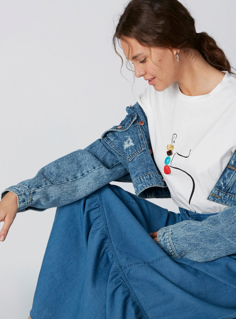 تيشيرت مزين بياقة ضيّقة-women-clothing-tshirts-image-4