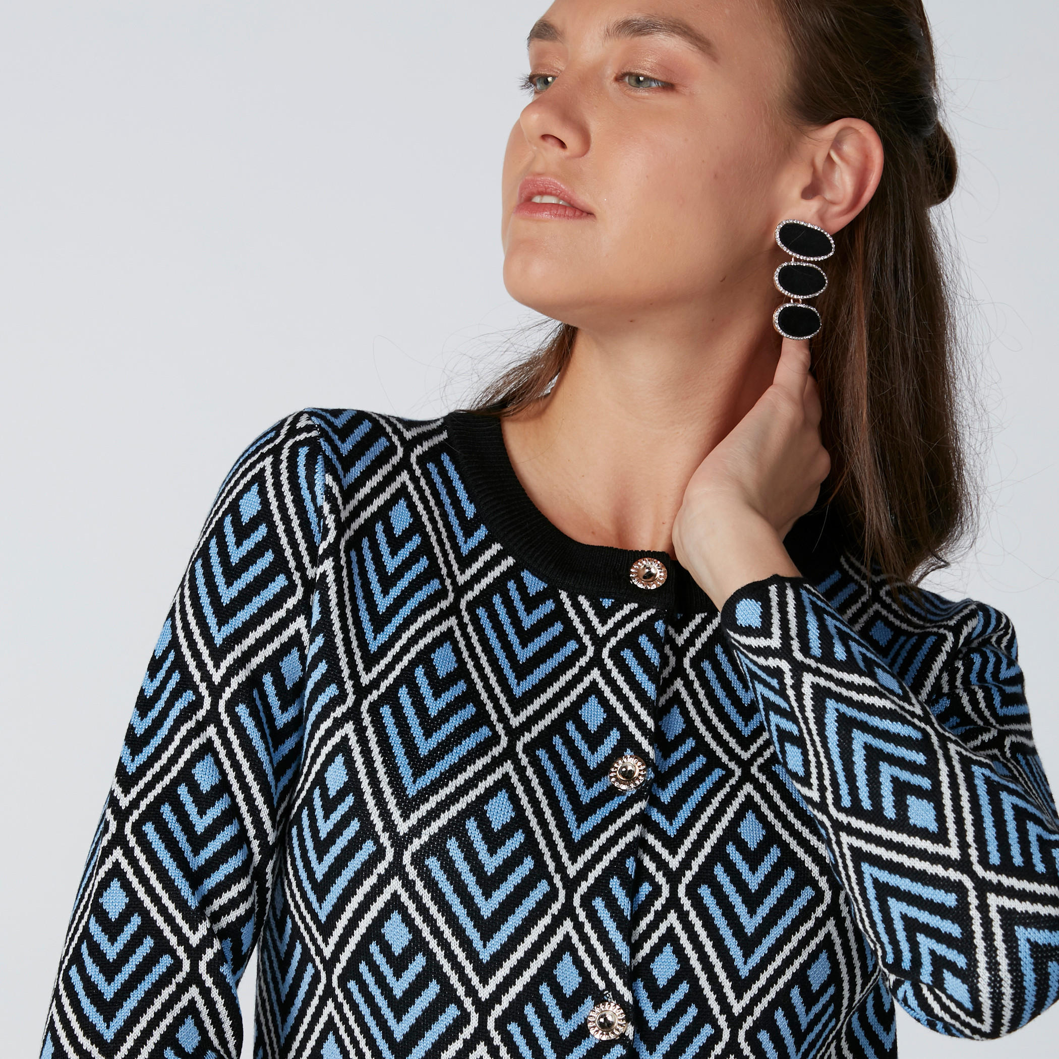 جاكيت بياقة مستديرة وأكمام طويلة وزر إغلاق وطبعات-women-winterwear-coatsandjackets-jackets-image-1