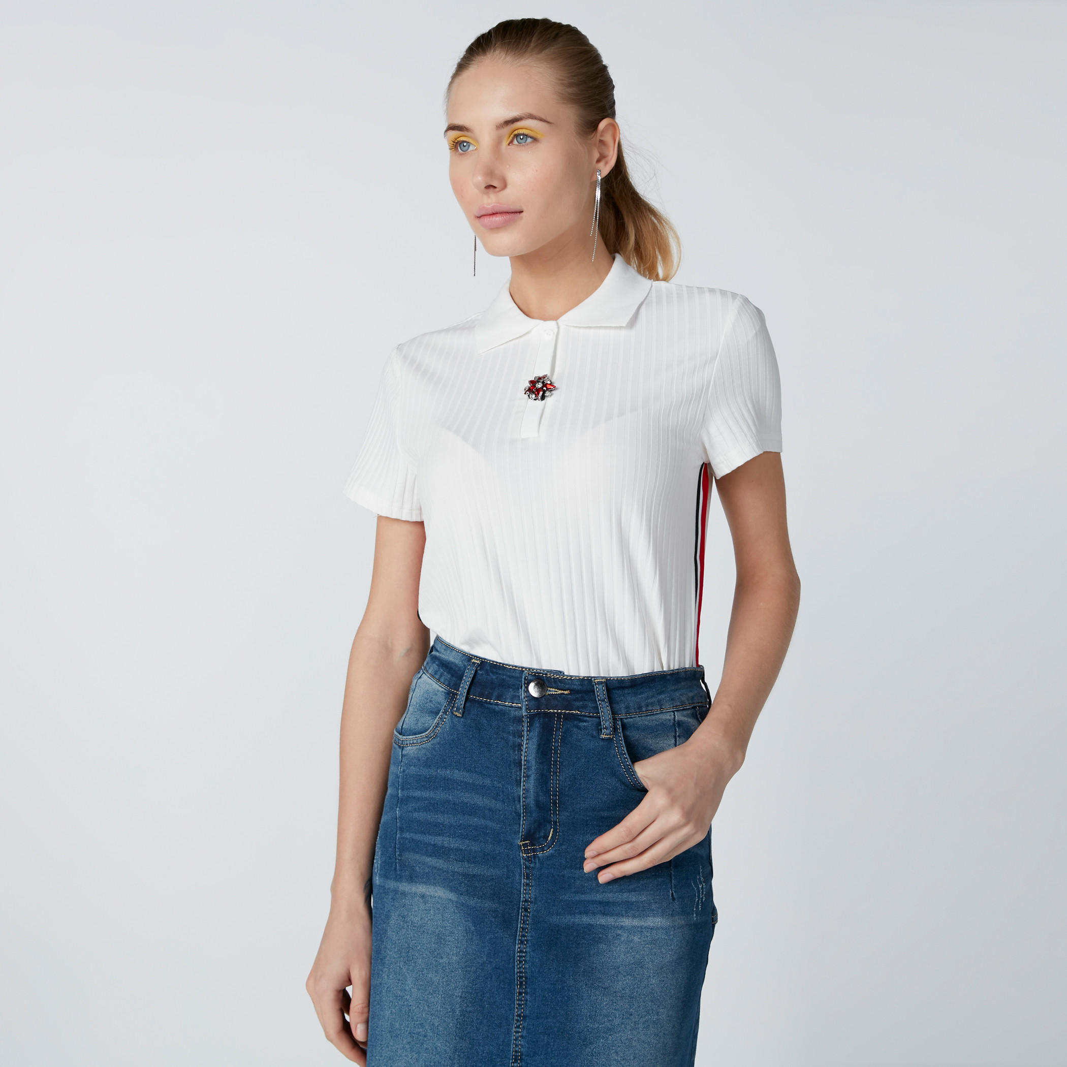 تيشيرت مضلع بياقة مستديرة-women-clothing-tshirts-image-5