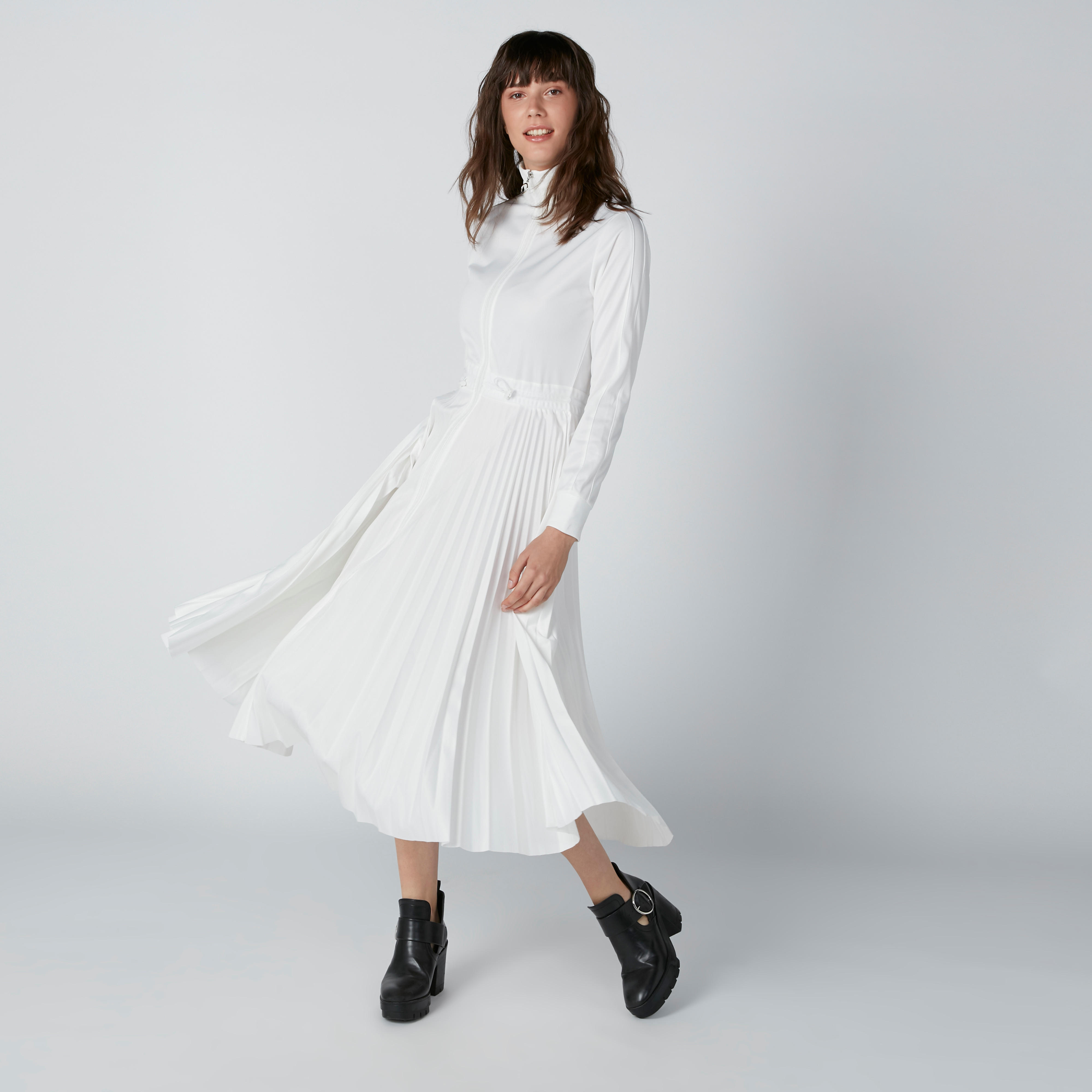 فستان إيه لاين متوسط الطول بتفاصيل كشكش وسحّاب ورباط إغلاق-women-clothing-dresses-image-1