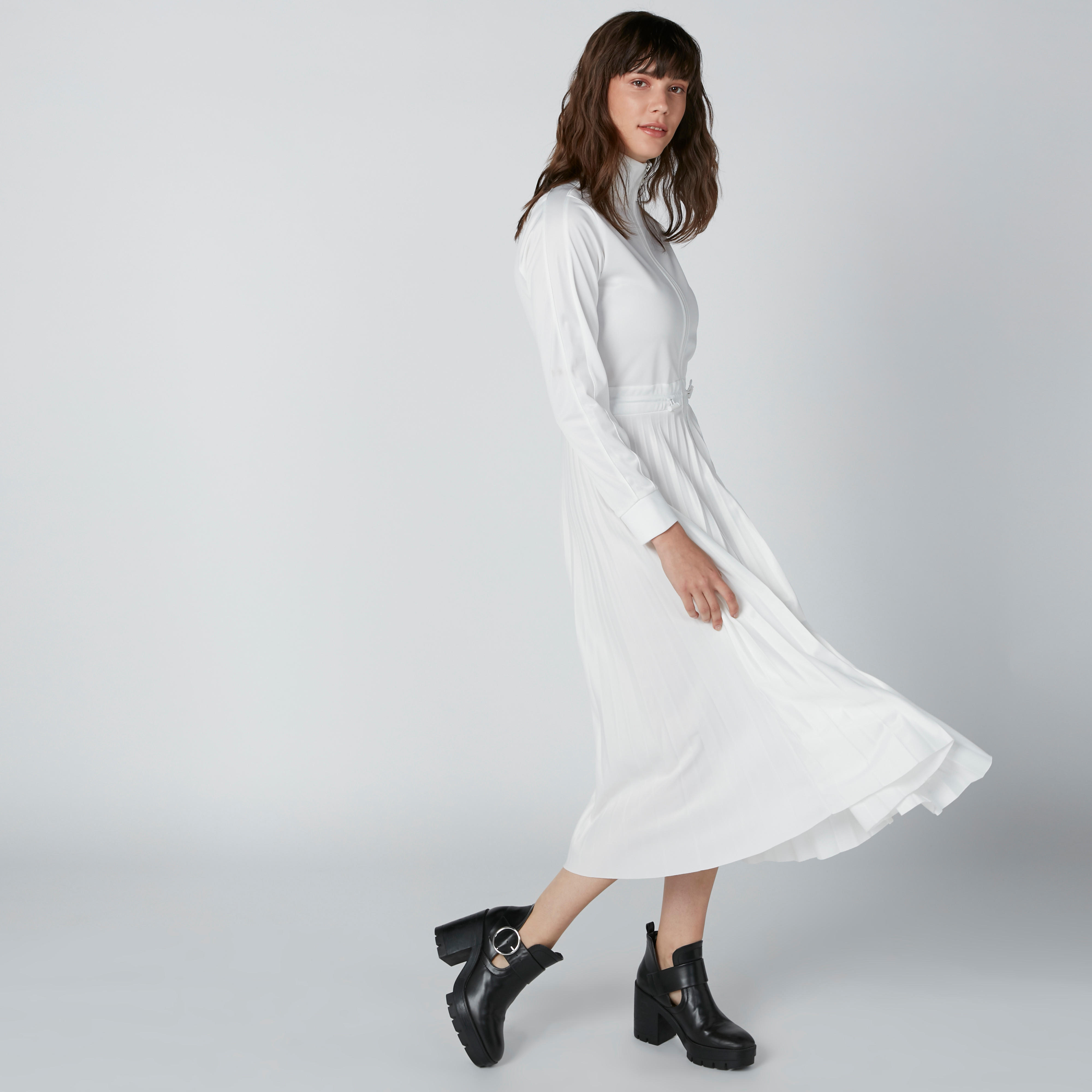 فستان إيه لاين متوسط الطول بتفاصيل كشكش وسحّاب ورباط إغلاق-women-clothing-dresses-image-4