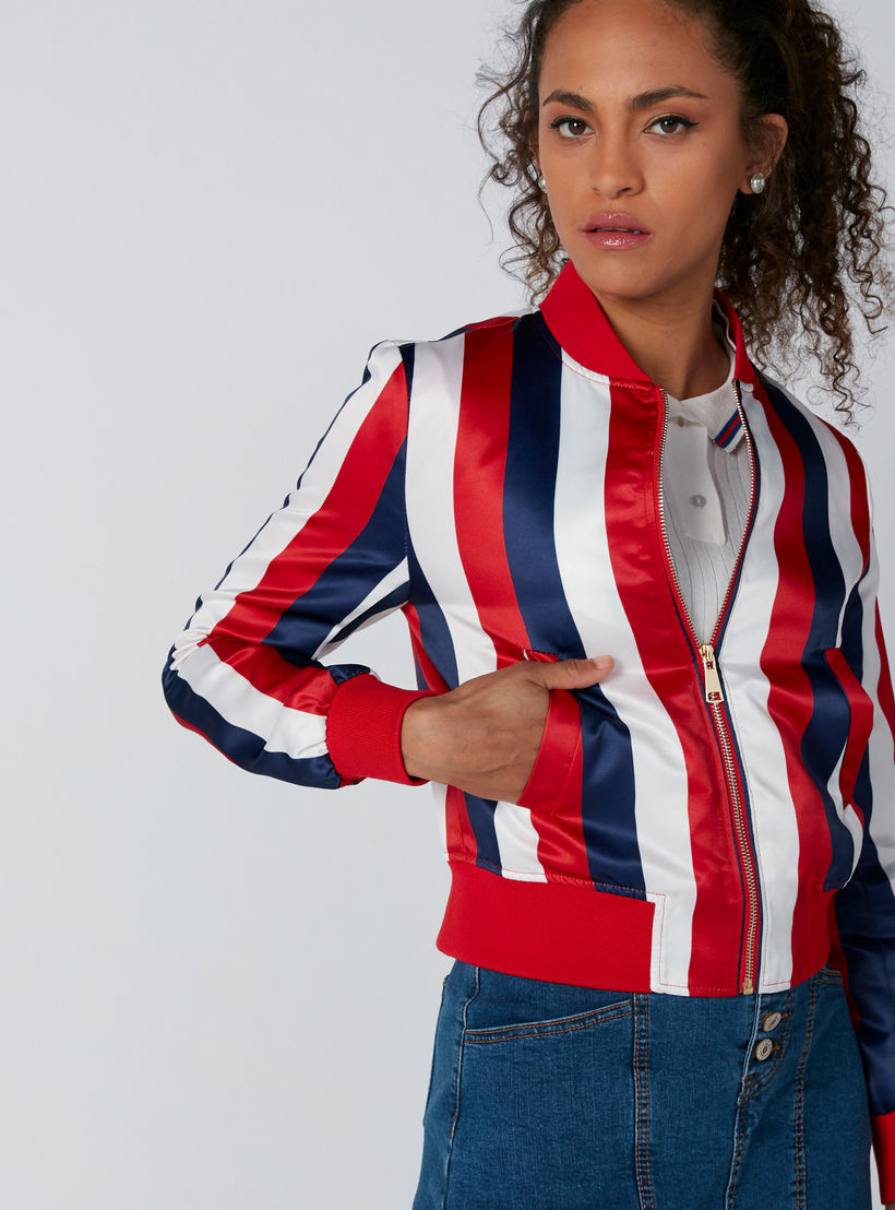 جاكيت بومبر مقلّم بأكمام طويلة وجيوب-women-winterwear-coatsandjackets-jackets-image-4