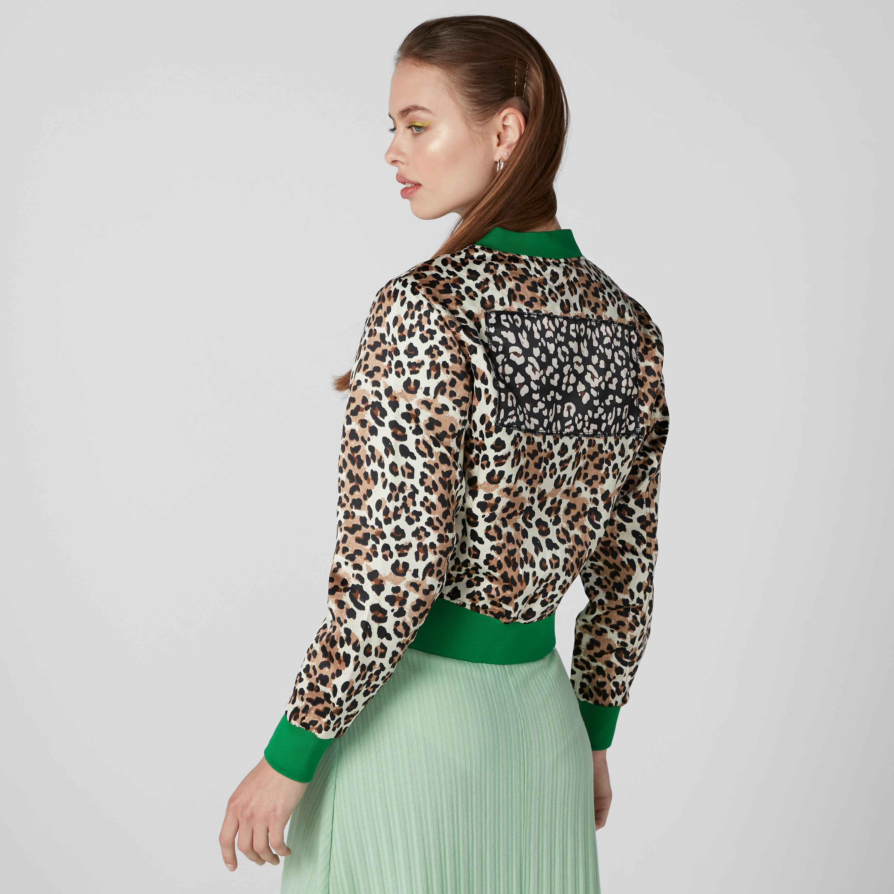 جاكيت بأكمام طويلة وسحّاب إغلاق وطبعات-women-winterwear-coatsandjackets-jackets-image-3