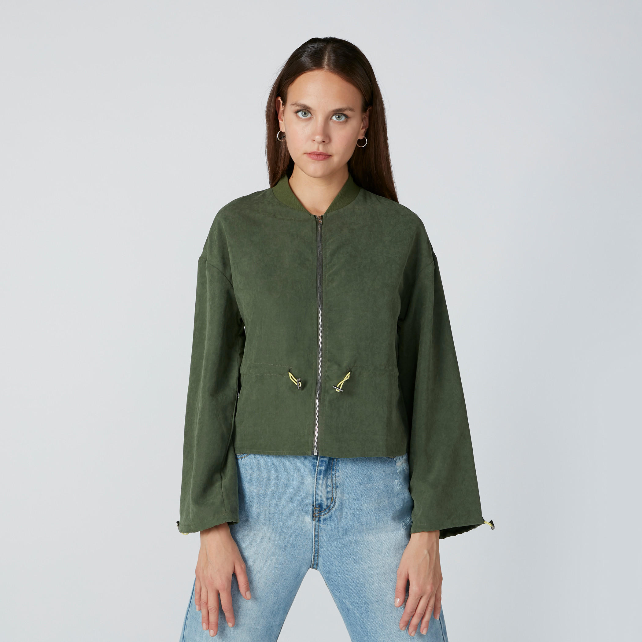 جاكيت بأكمام واسعة وسحّاب إغلاق-women-winterwear-coatsandjackets-jackets-image-3