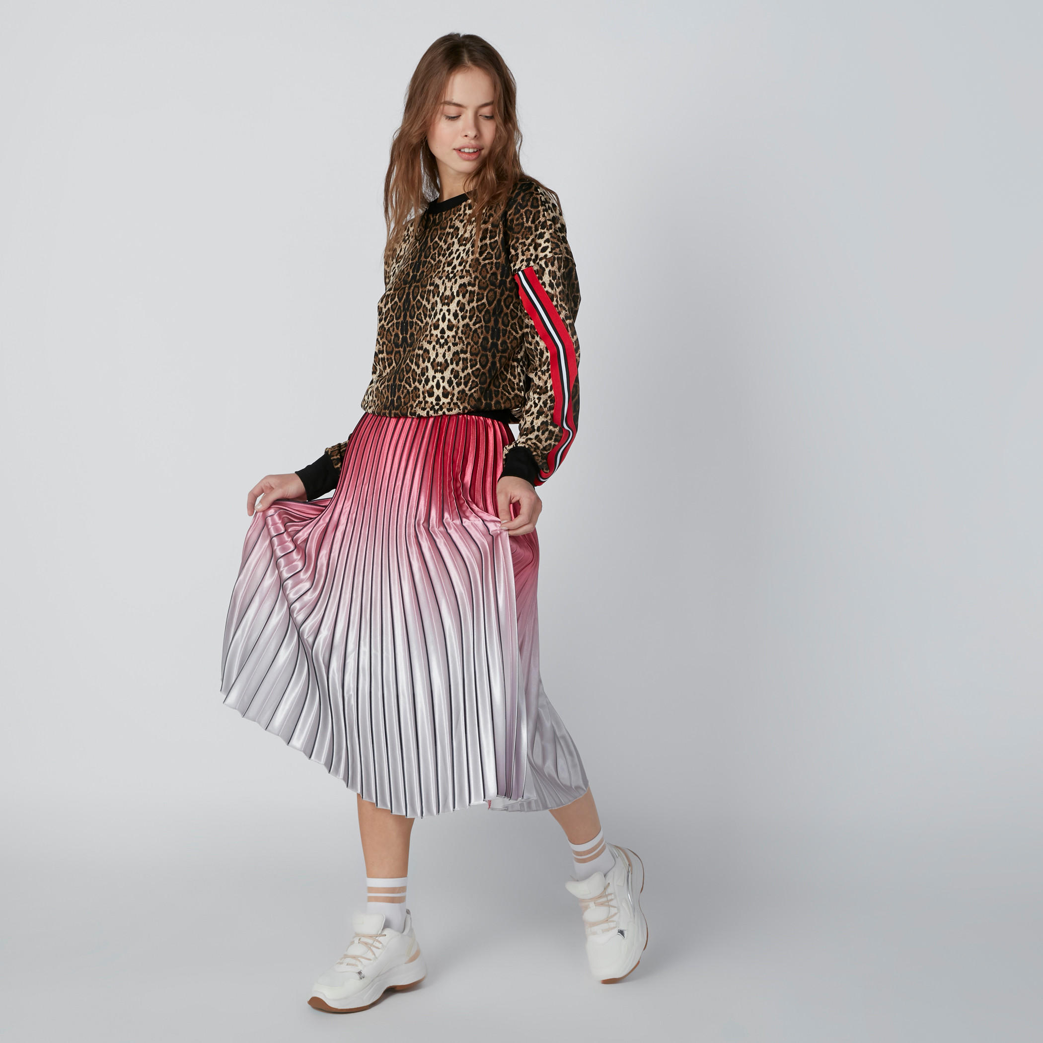 سويت شيرت بطبعات-women-winterwear-hoodiesandsweatshirts-sweatshirts-image-5