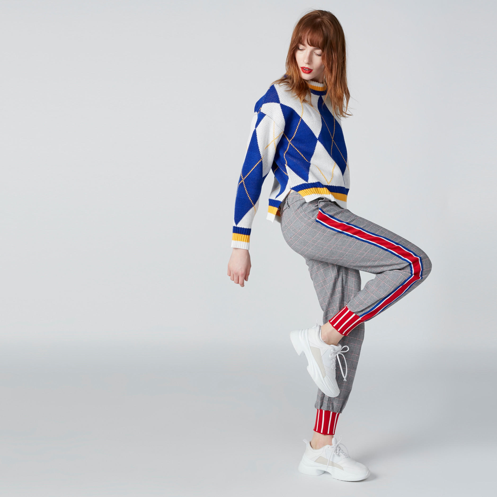 بنطال رياضي كاروهات طويل بأساور مطّاطية وجيوب-women-clothing-bottoms-joggers-image-1