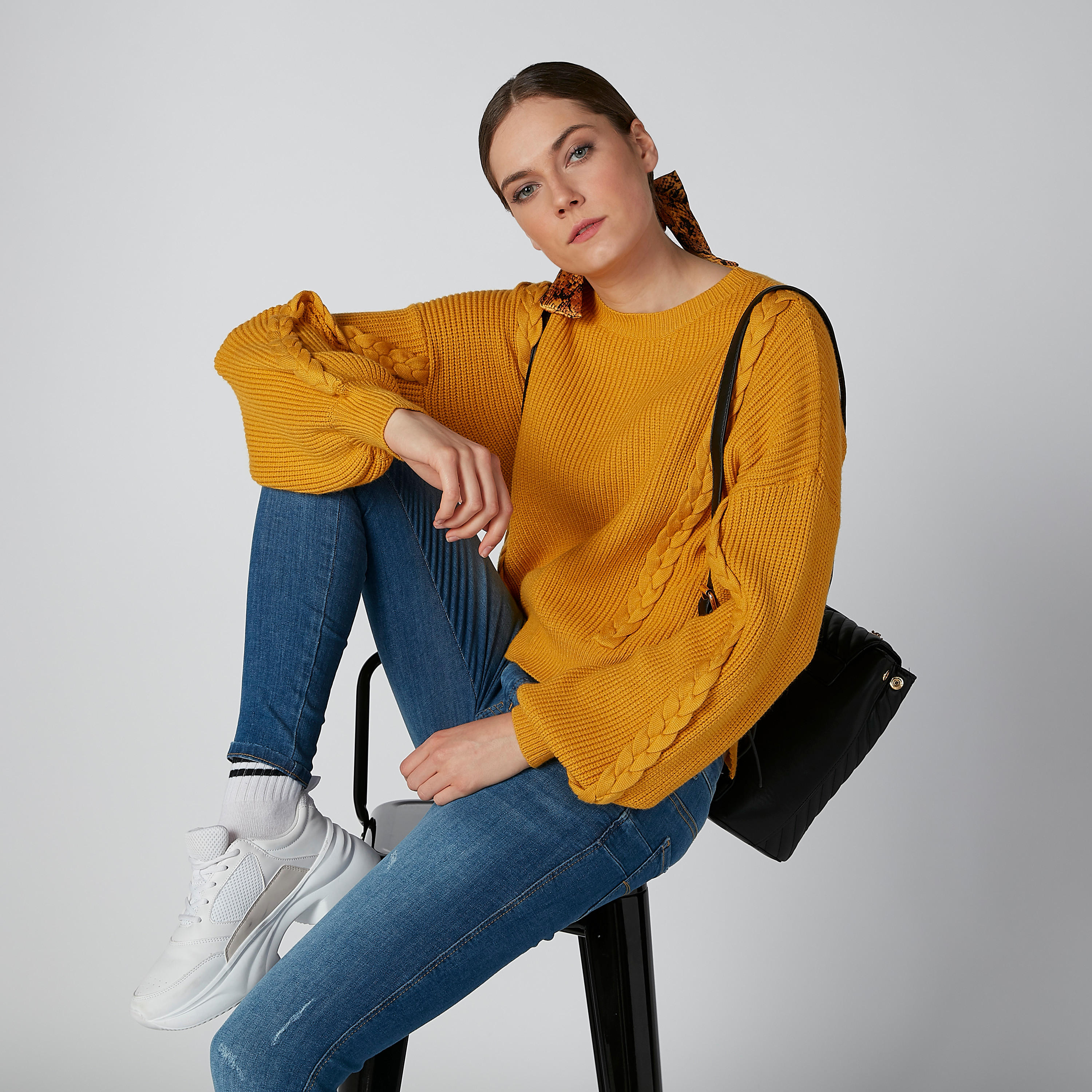 Textured Sweater with Round Neck and Drop Shoulder Sleeves-women-clothing-cardigansandjumpers-jumpers-image-2