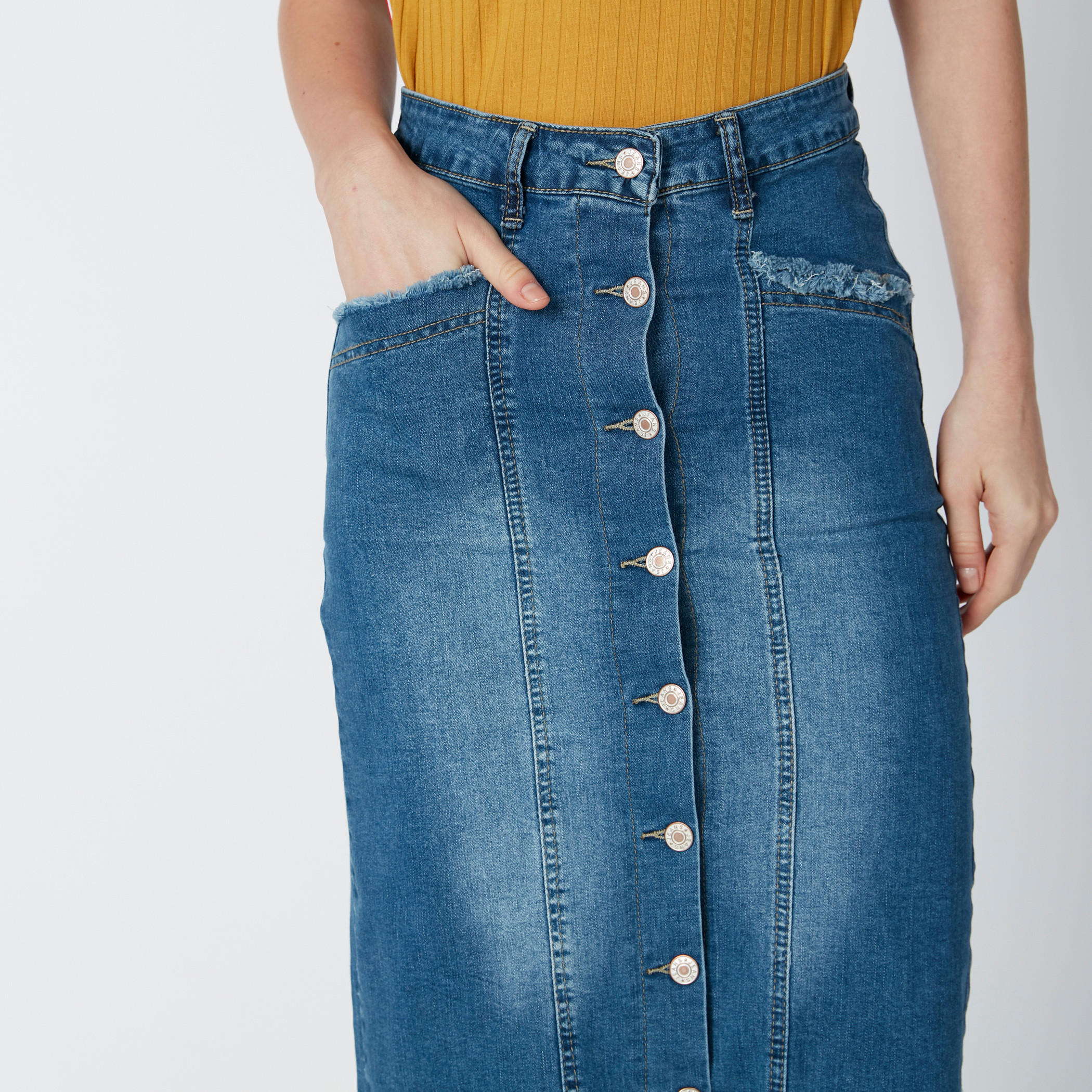 تنورة دينم متوسطة الطول بجيوب-women-clothing-bottoms-skirts-image-3
