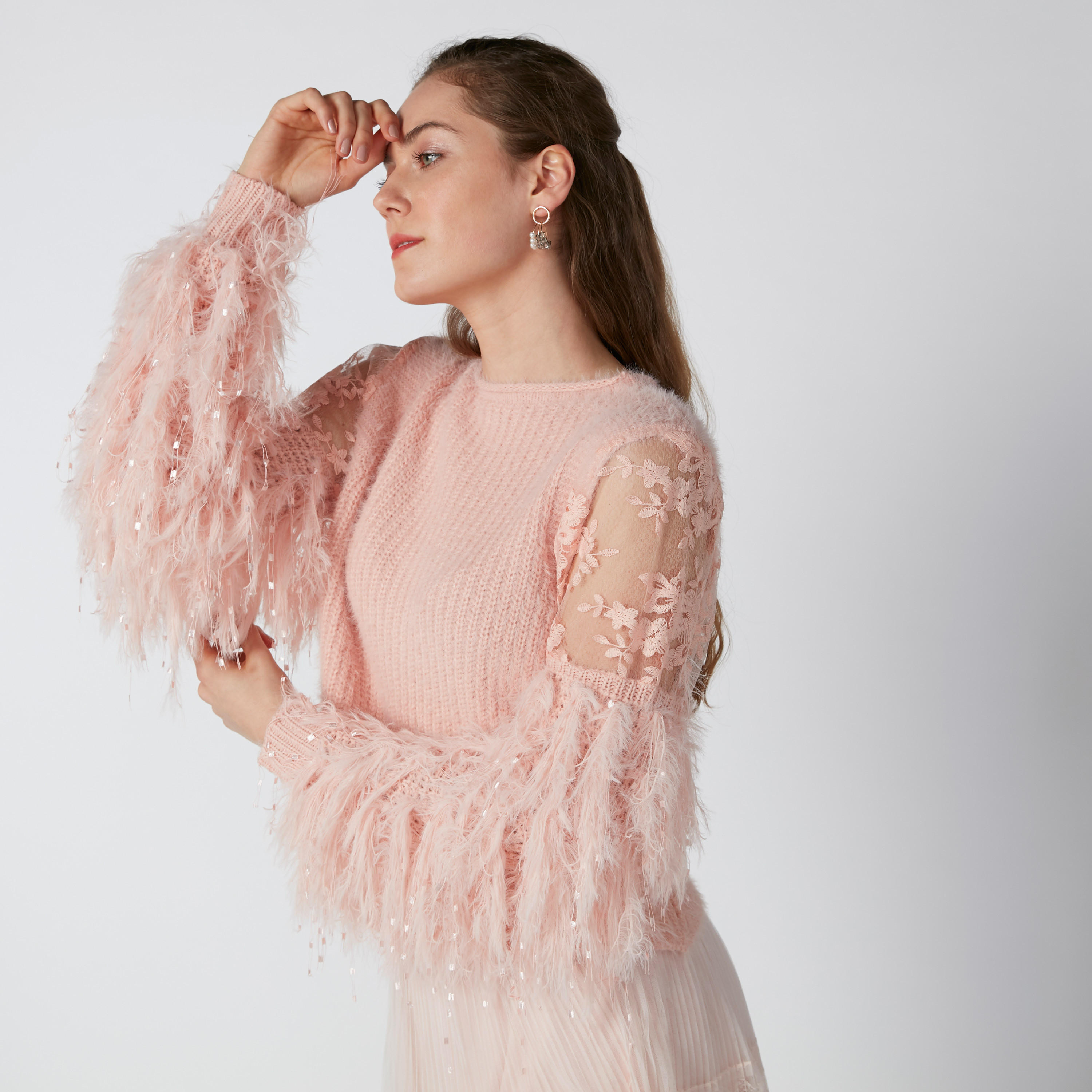 بلوزة بأكمام قطيفة طويلة وتفاصيل دانتيل-women-clothing-cardigansandjumpers-jumpers-image-19