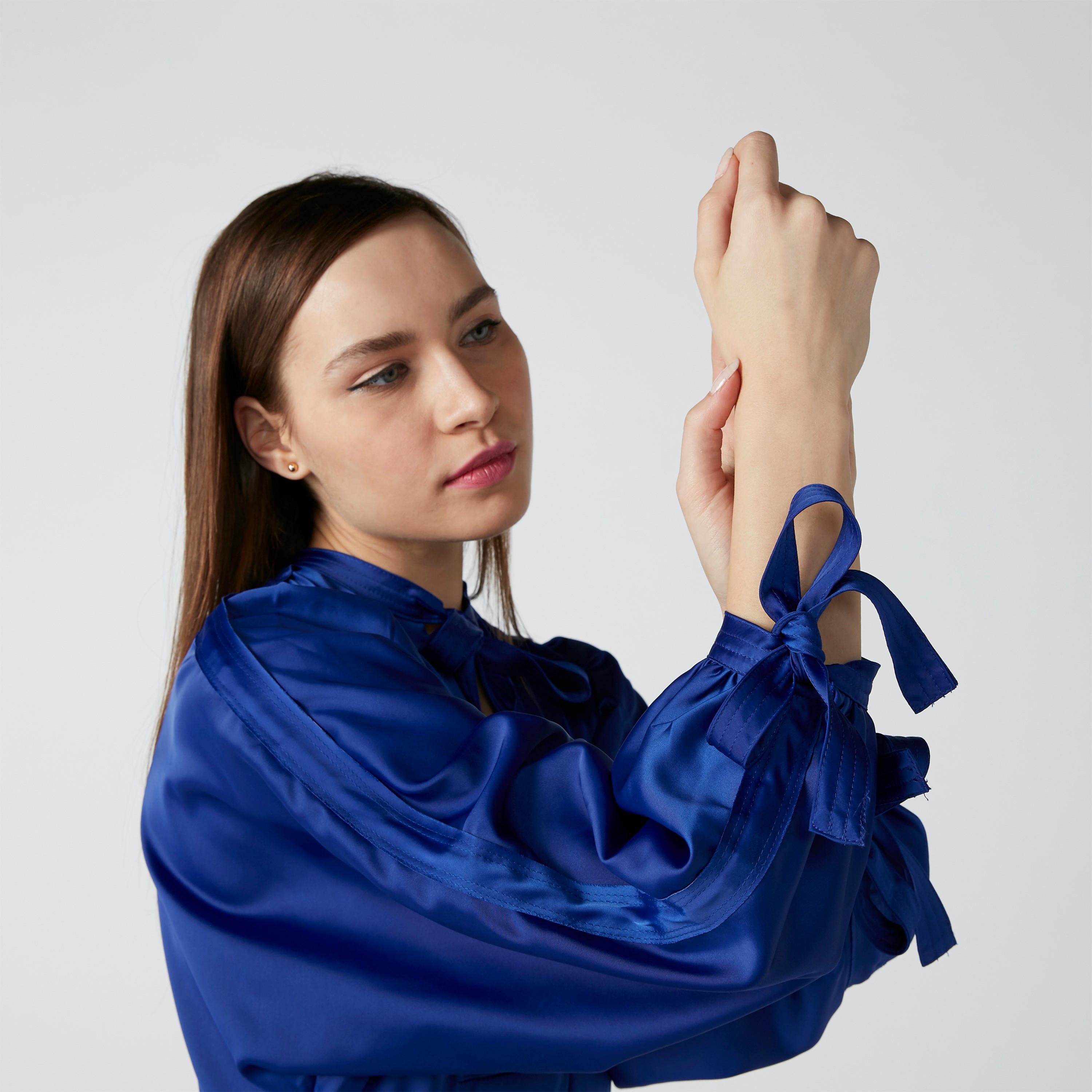 فستان متوسط الطول بأربطة وجيوب وحوّاف غير مستوية-women-clothing-dresses-image-5