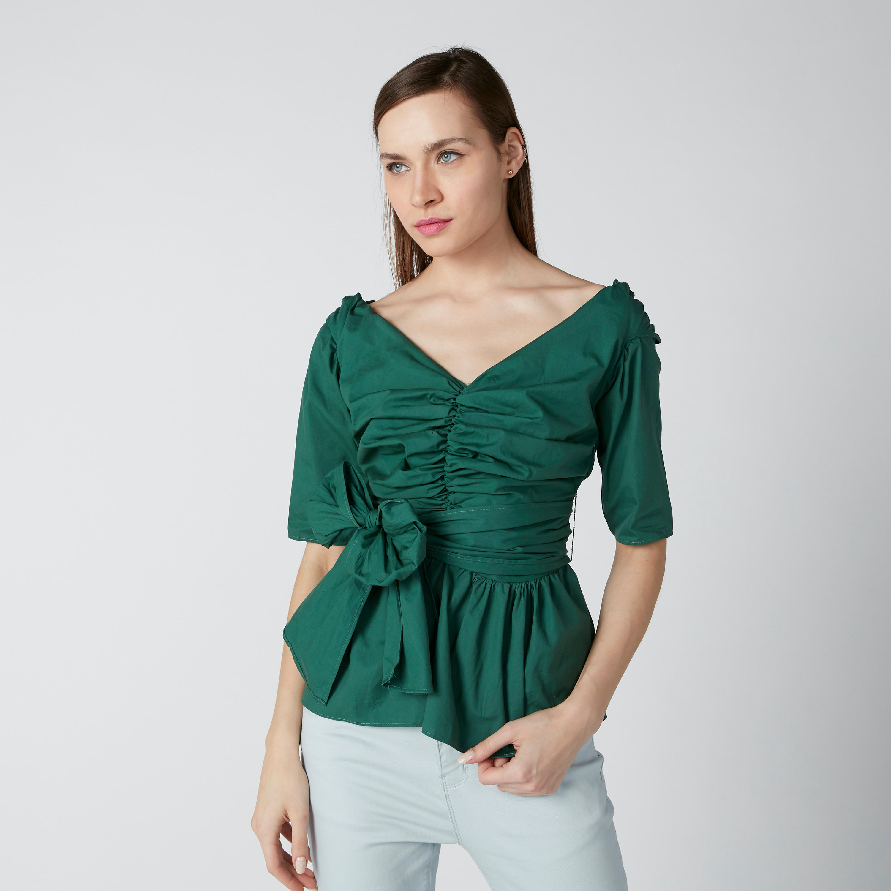 بلوزة بياقة طوق وأكمام قصيرة وفيونكة-women-clothing-shirtsandblouses-blouses-image-3