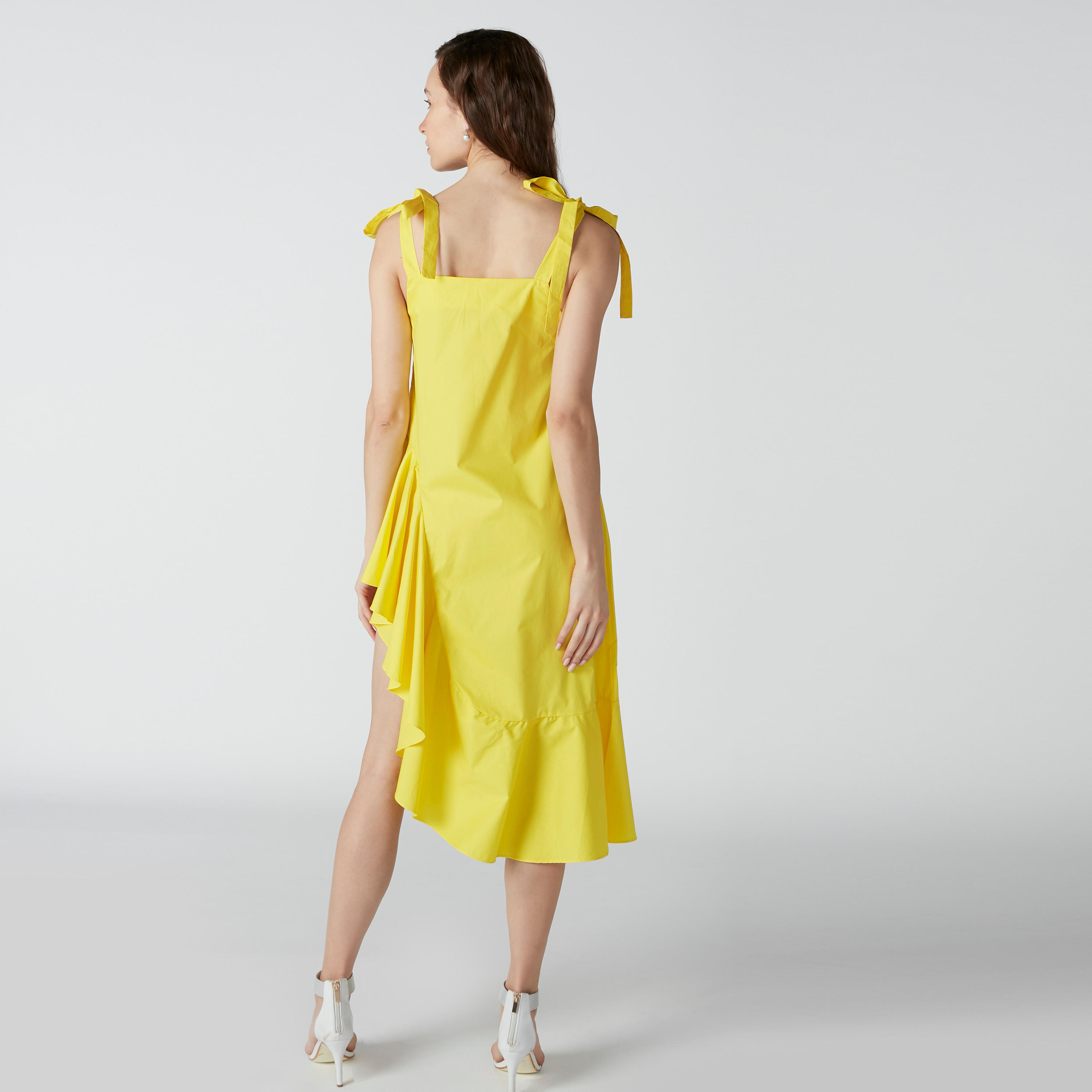 فستان متوسط الطول بأربطة وحوّاف غير مستوية وتفاصيل كشكش-women-clothing-dresses-image-2