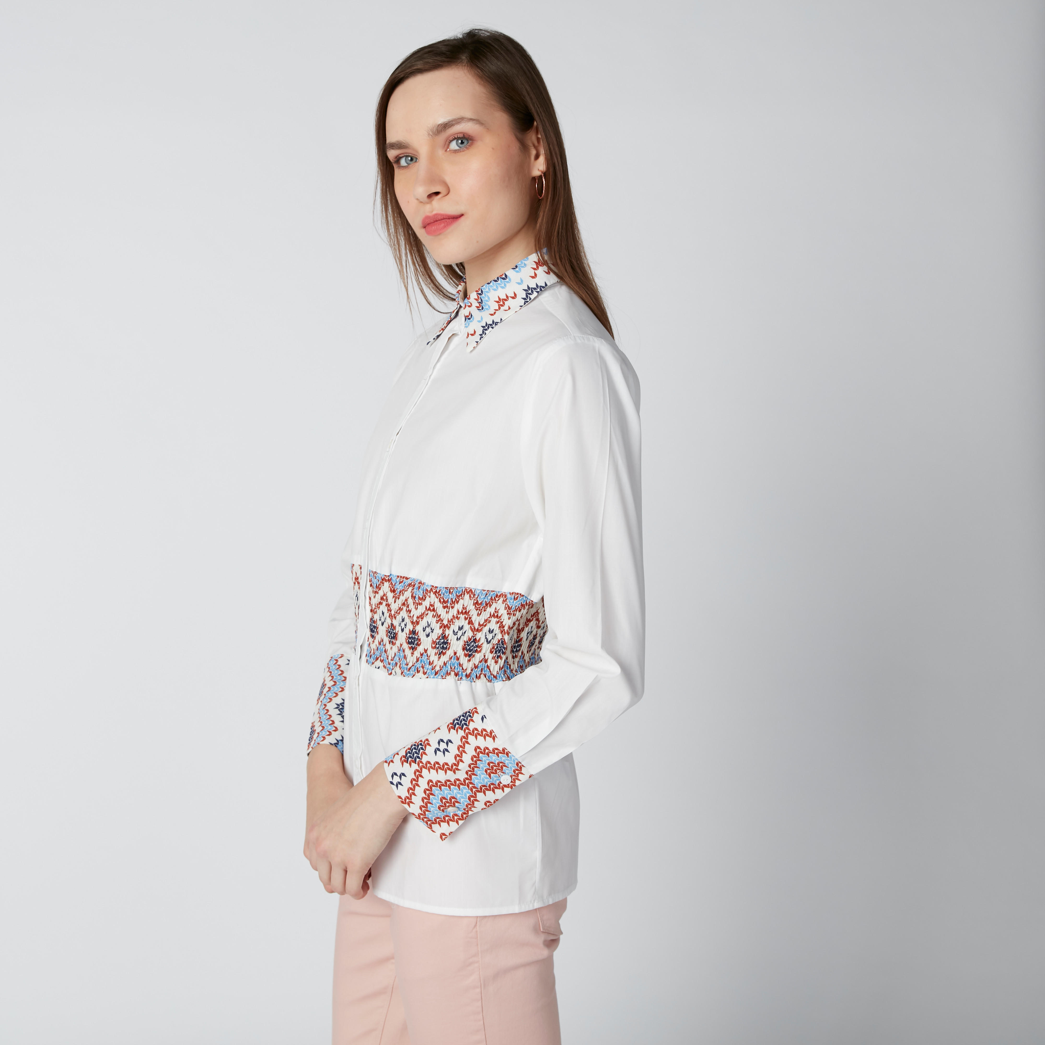 قميص مطرز بأكمام طويلة وأزرار-women-clothing-shirtsandblouses-shirts-image-4