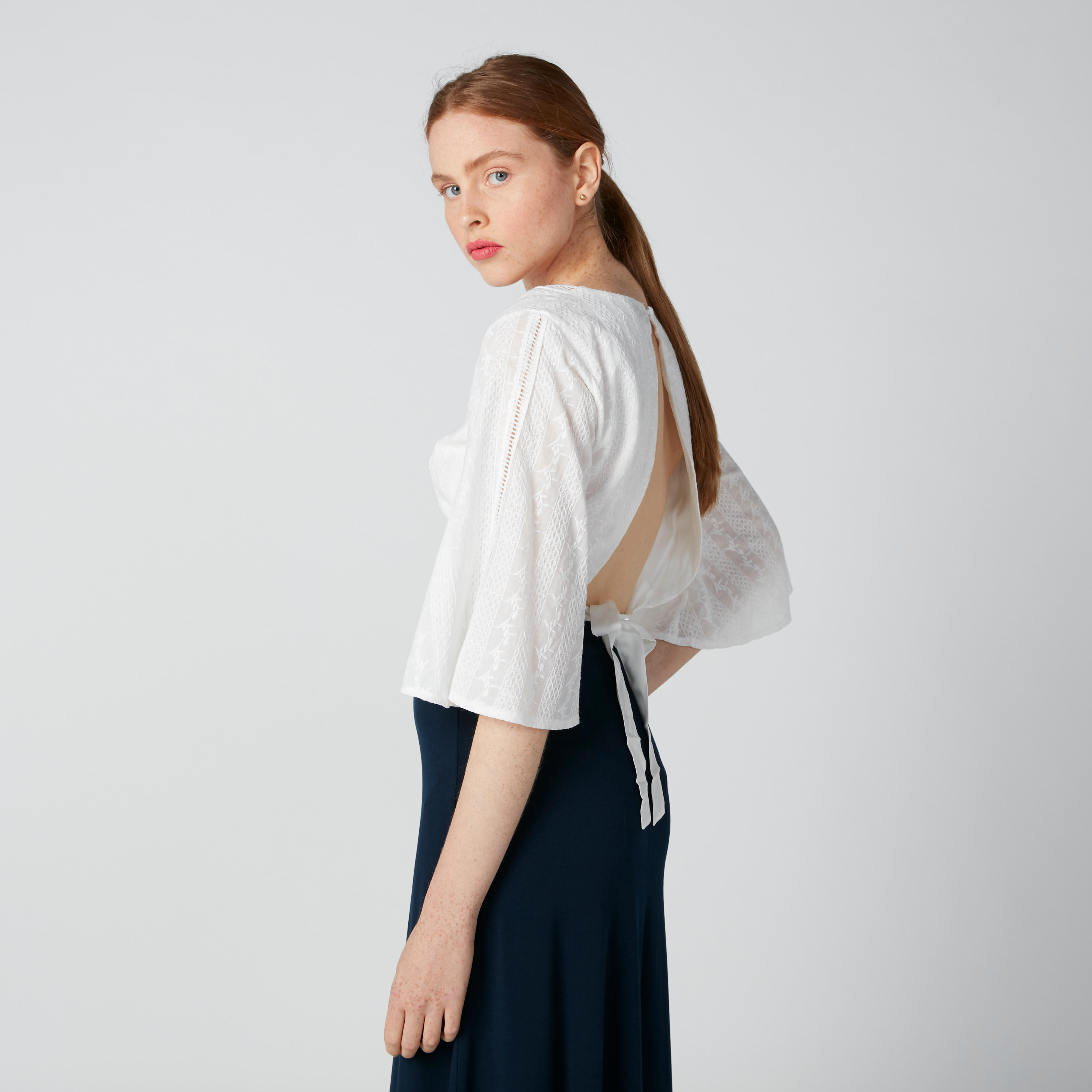 بلوزة مطرزة بأكمام واسعة ورباط-women-clothing-shirtsandblouses-blouses-image-3