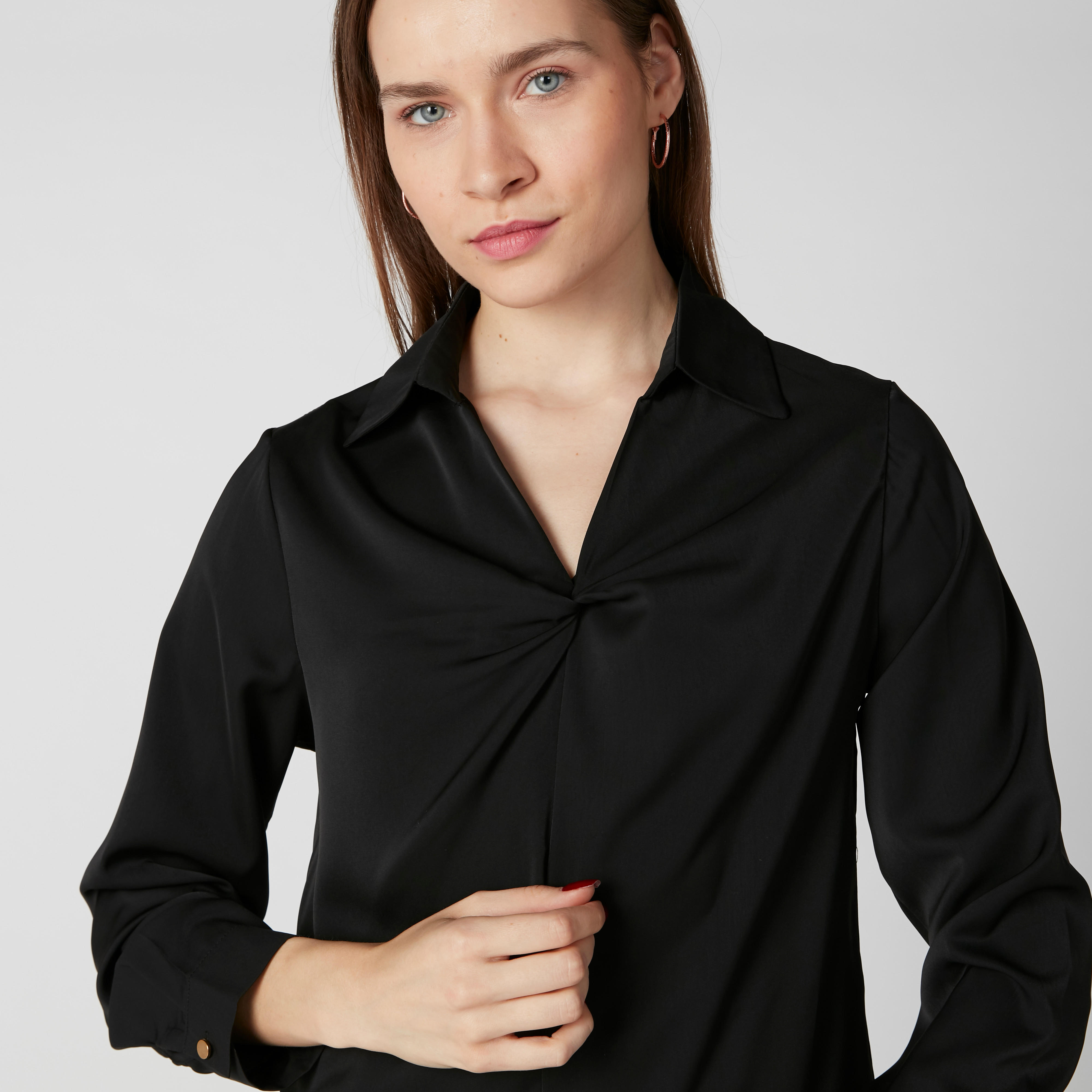 Solid Top with Long Sleeves in Regular Fit-women-clothing-shirtsandblouses-blouses-image-9