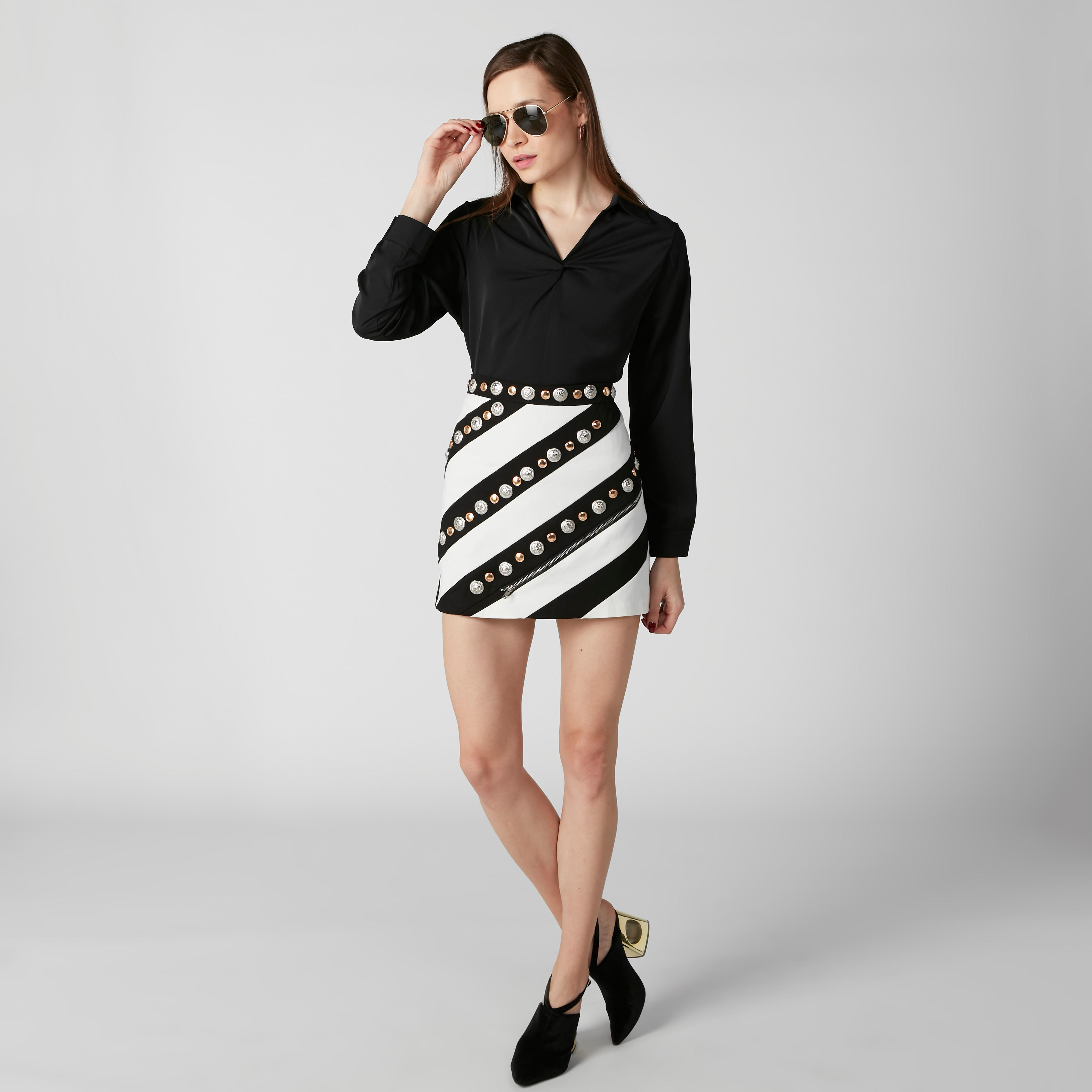 Solid Top with Long Sleeves in Regular Fit-women-clothing-shirtsandblouses-blouses-image-5