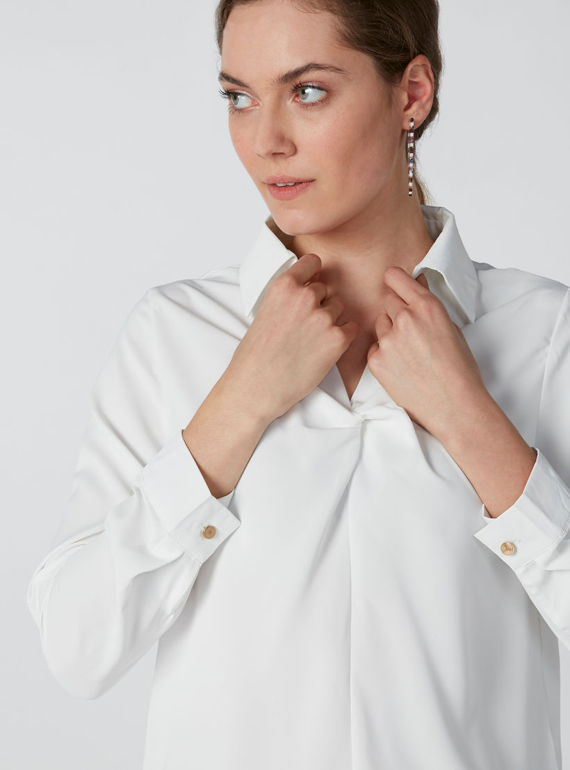 بلوزة سادة بقصّة عادية وأكمام طويلة-women-clothing-shirtsandblouses-blouses-image-1
