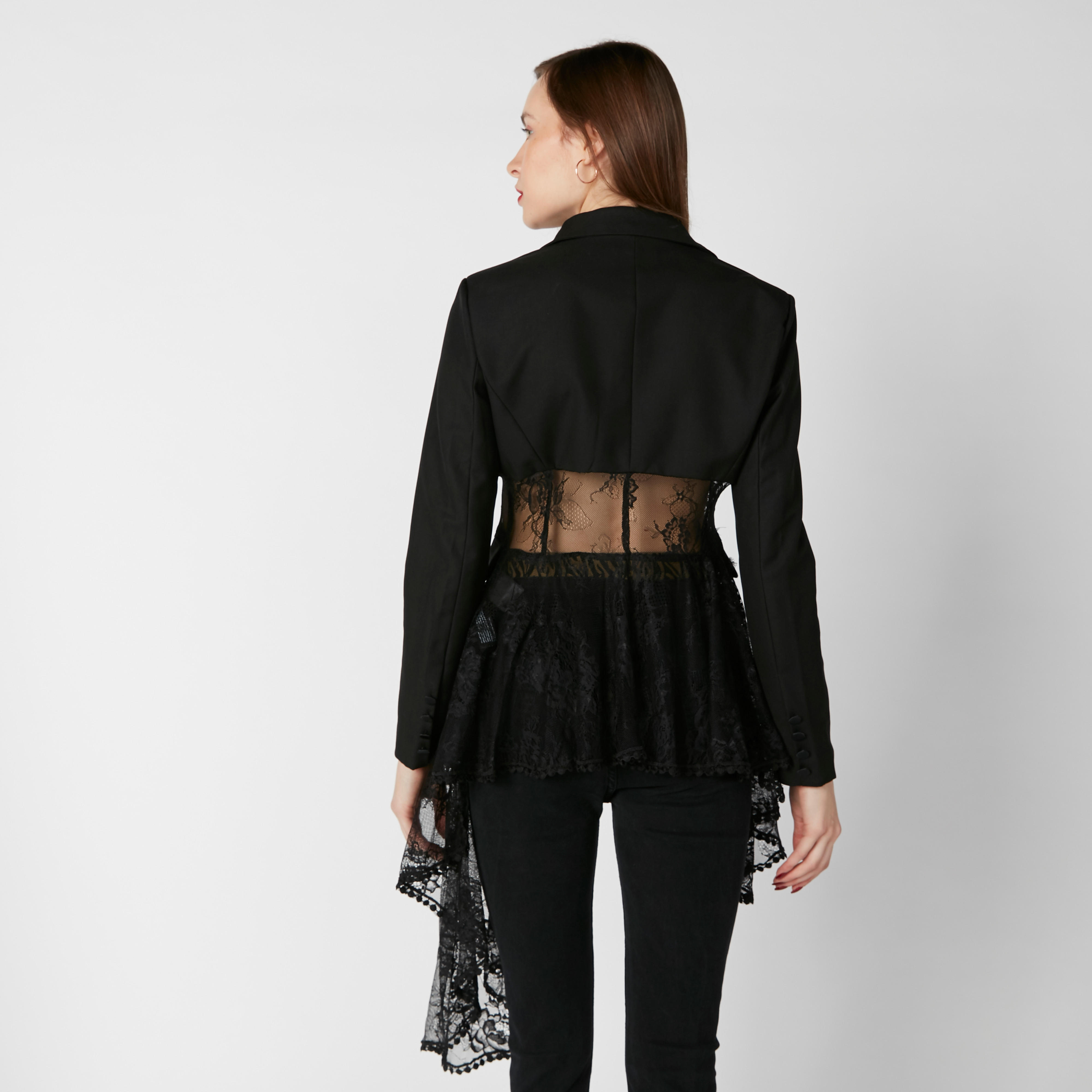 جاكيت بأكمام طويلة وتفاصيل دانتيل-women-clothing-coatsandjackets-blazers-image-2