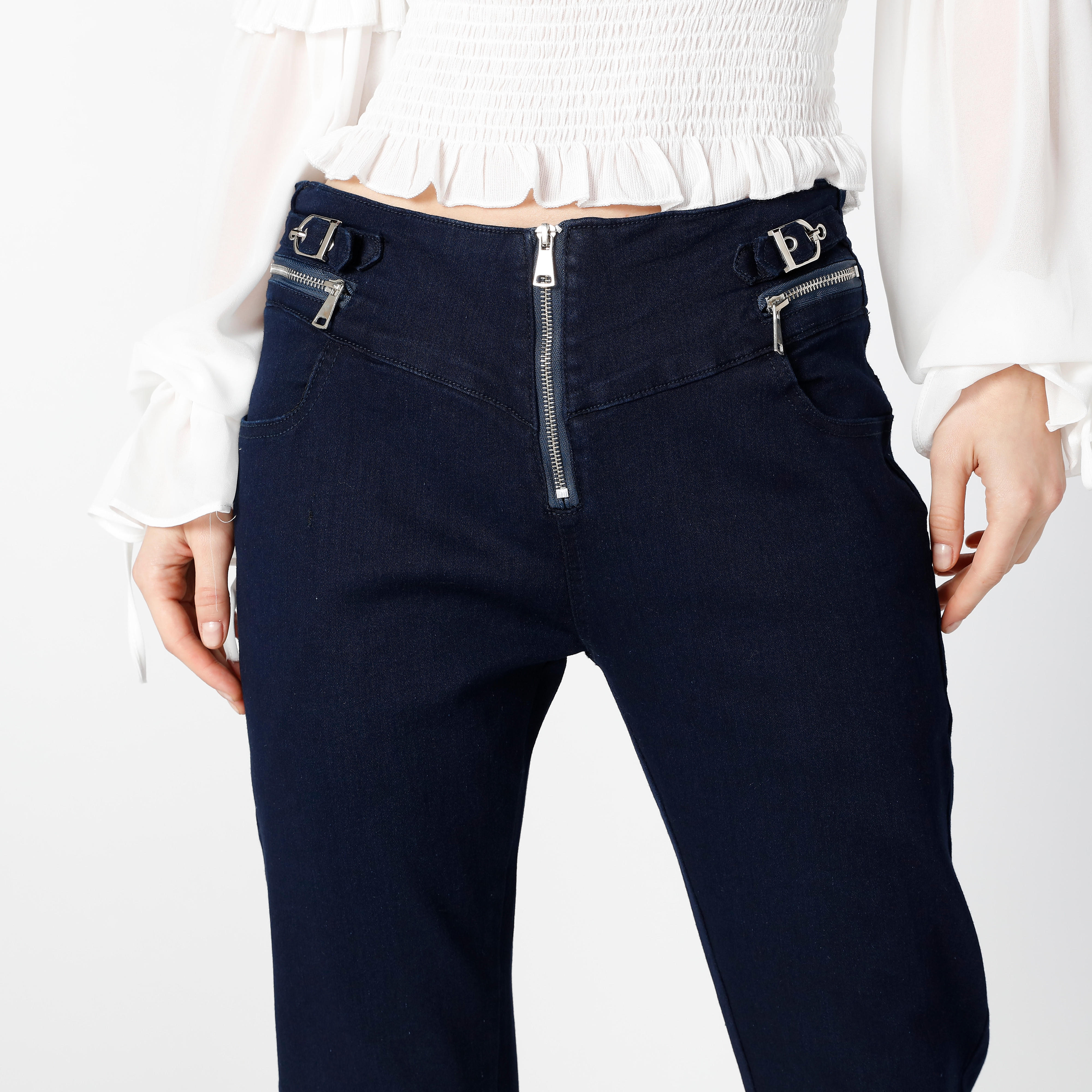 بنطال جينز طويل سكيني فيت بجيوب-women-clothing-bottoms-jeans-image-5