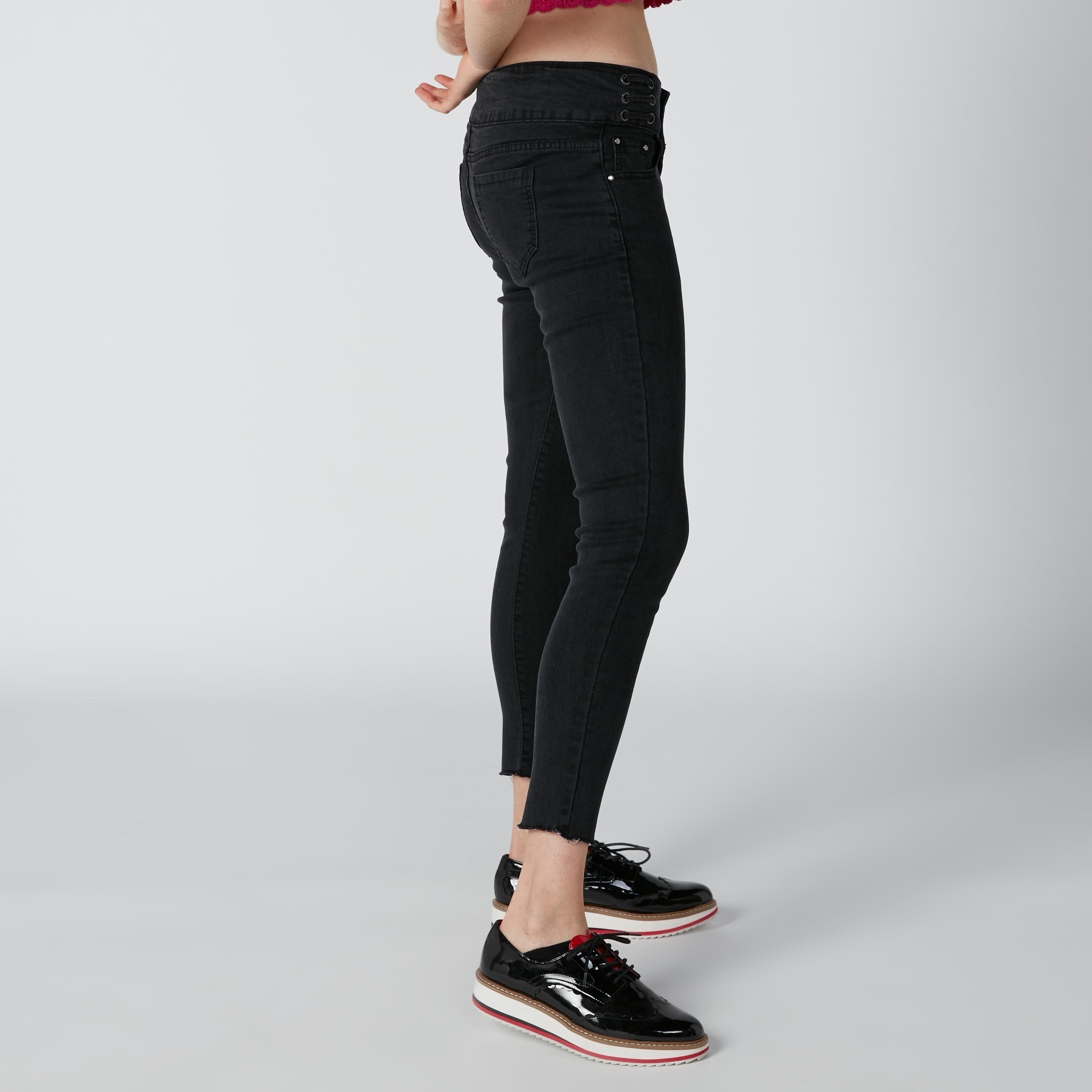 بنطال جينز سكيني فيت بحوّاف مهدّبة وجيوب-women-clothing-bottoms-jeans-image-4