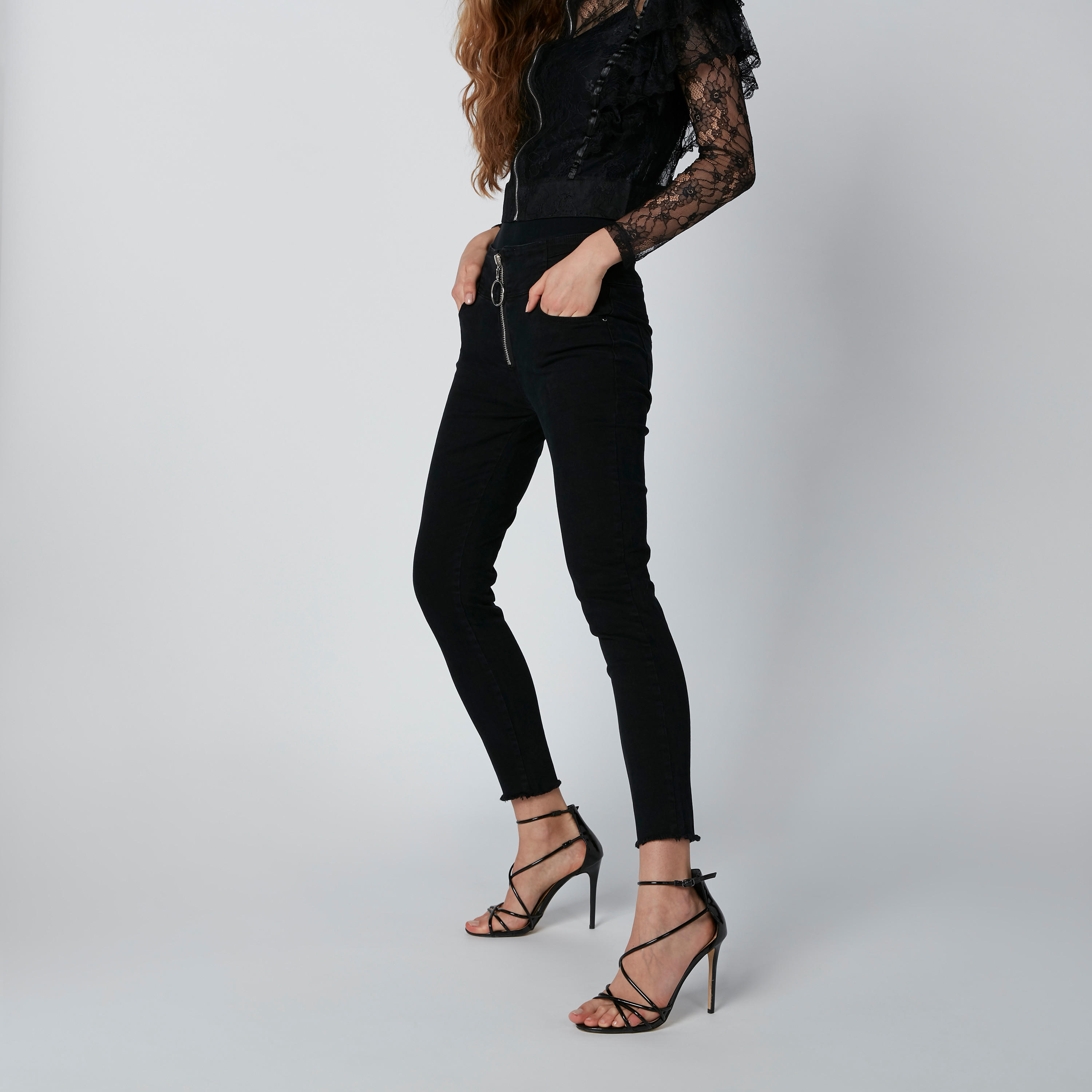 بنطال جينز طويل بقصّة سكيني وسحّاب إغلاق وخصر متوسط الارتفاع-women-clothing-bottoms-jeans-image-3