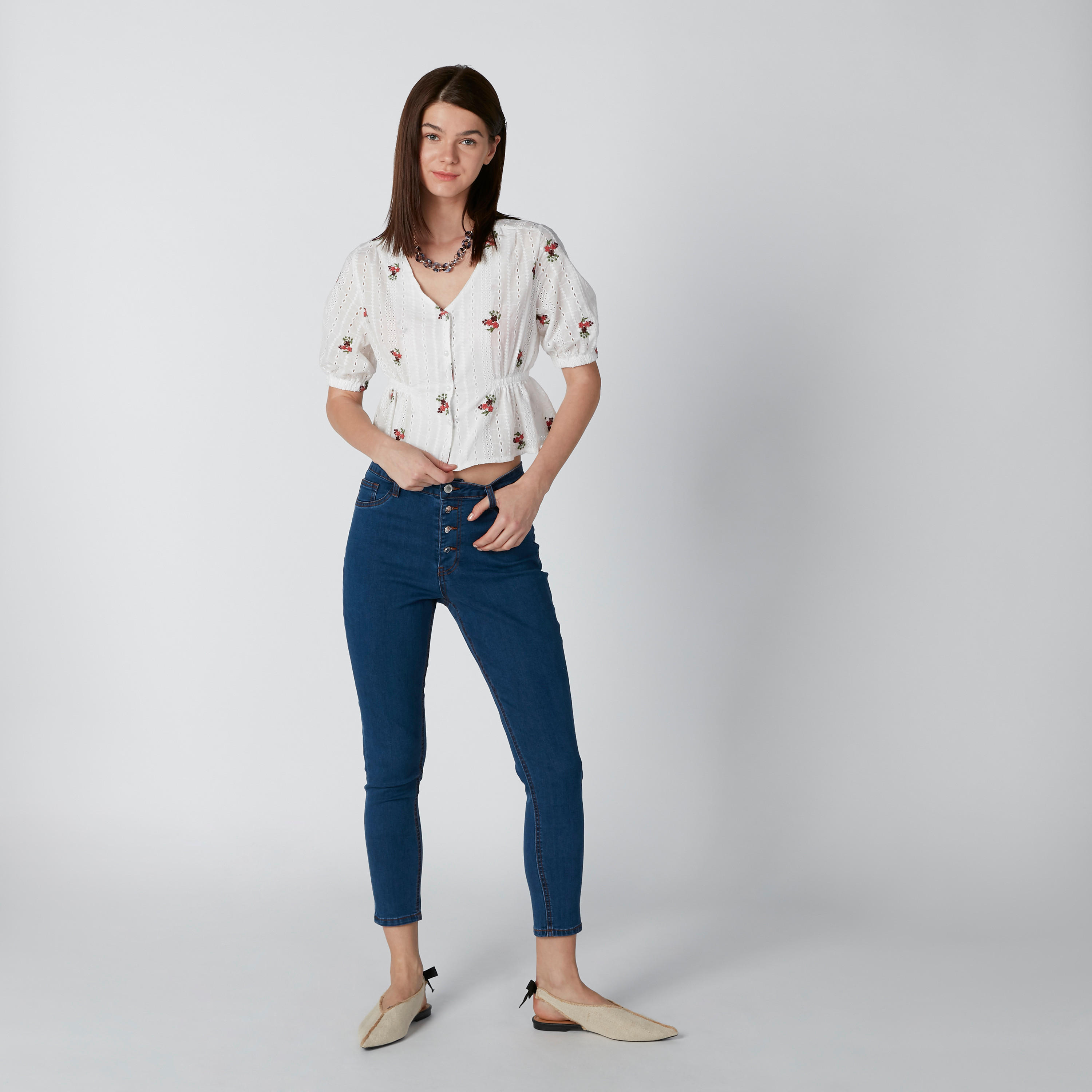 قميص مطرّز بتفاصيل شيفلي وأربطة-women-clothing-shirtsandblouses-shirts-image-1