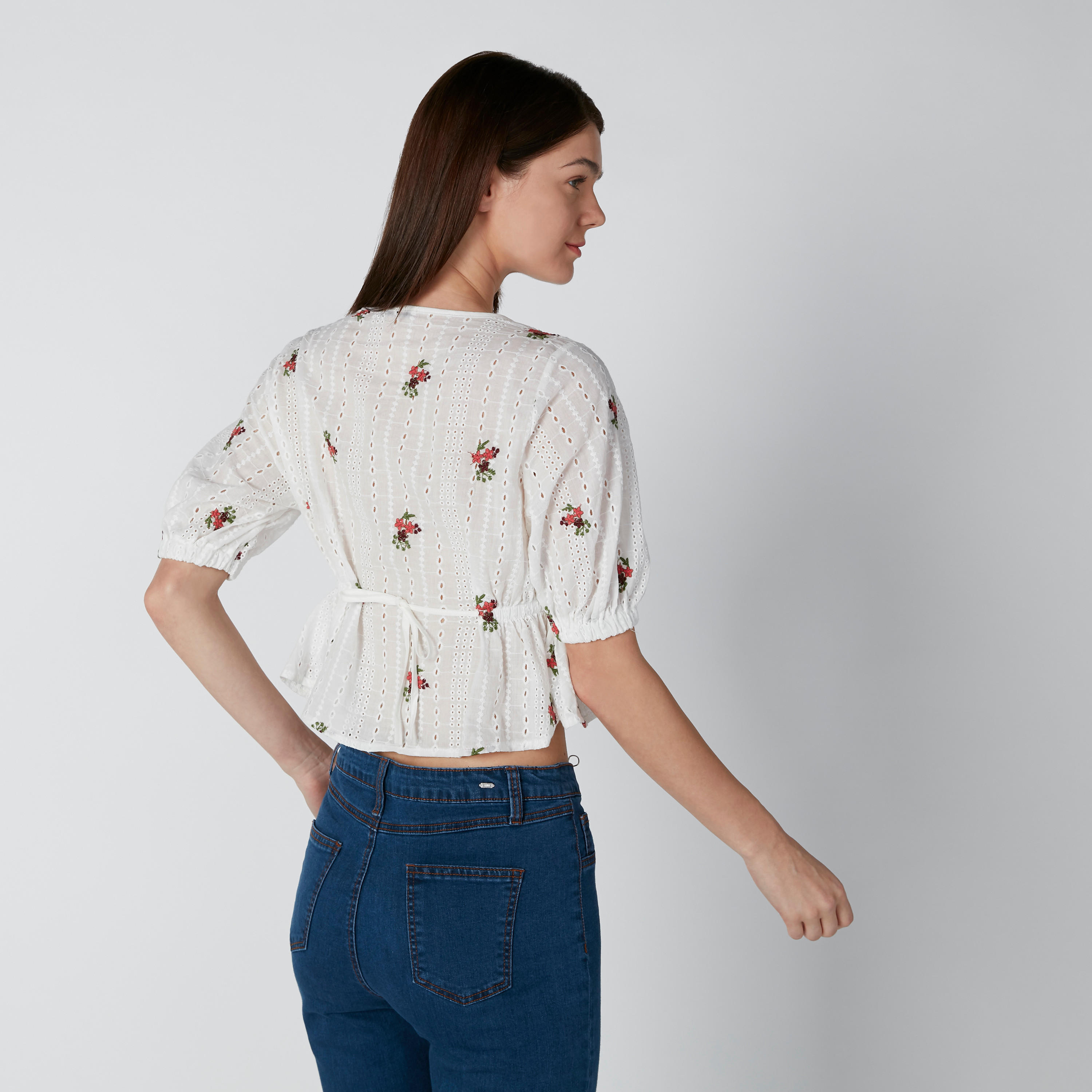 قميص مطرّز بتفاصيل شيفلي وأربطة-women-clothing-shirtsandblouses-shirts-image-2