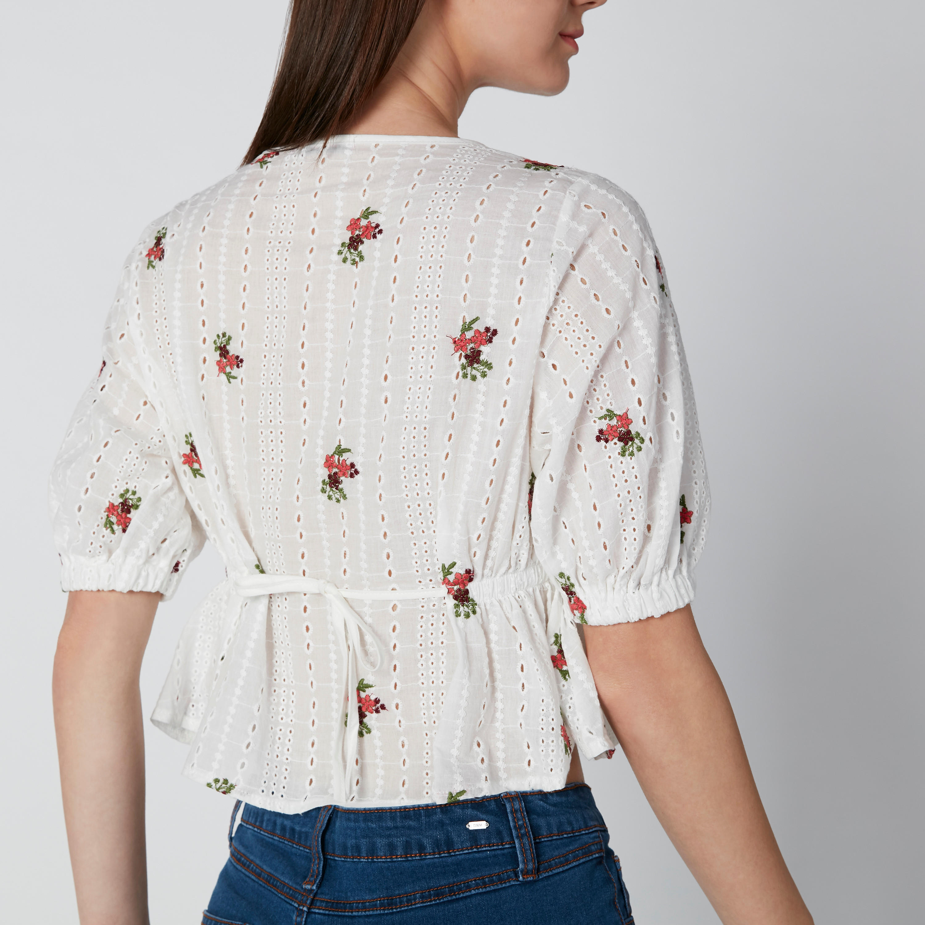 قميص مطرّز بتفاصيل شيفلي وأربطة-women-clothing-shirtsandblouses-shirts-image-5