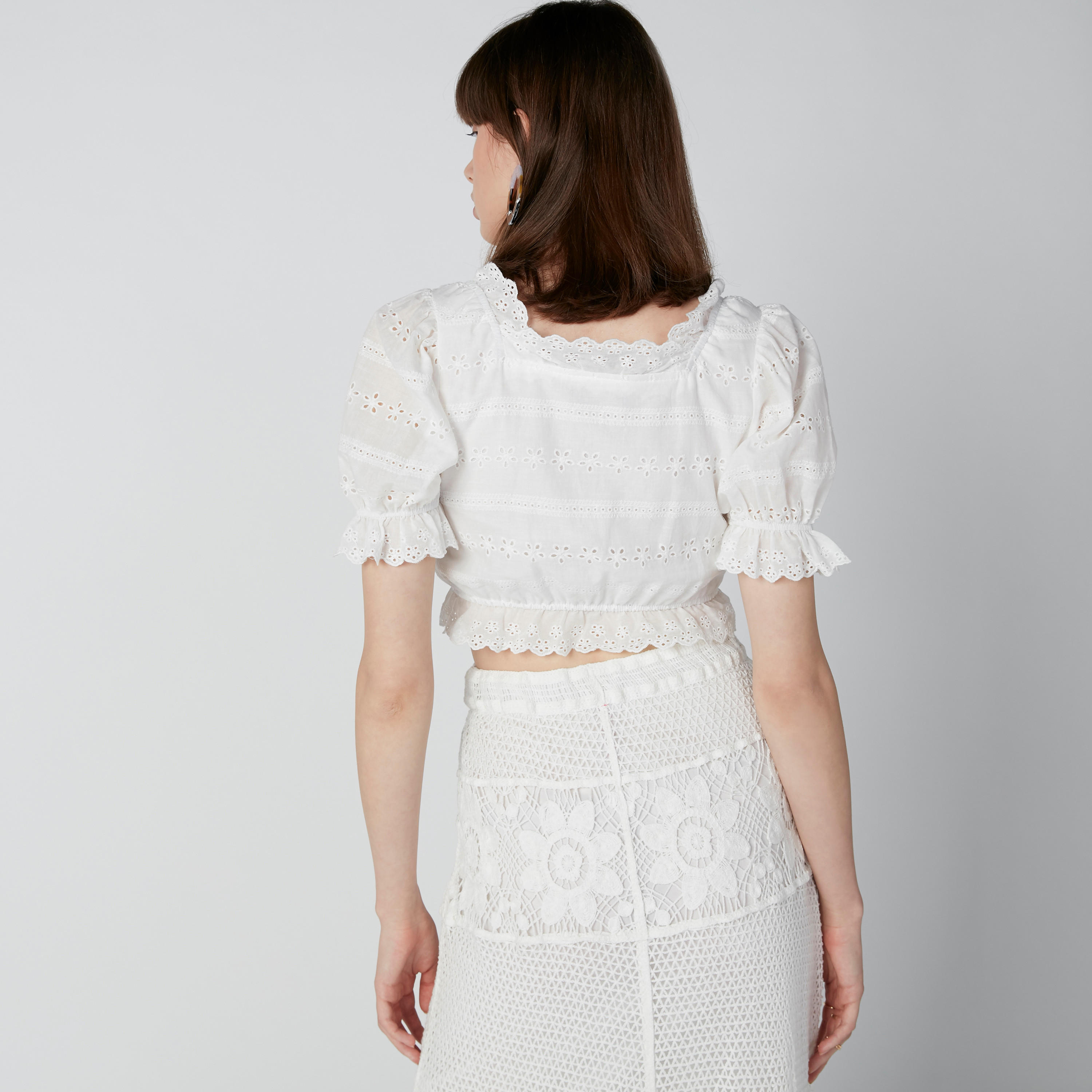 بلوزة شيفلي بأربطة وتفاصيل كشكش-women-clothing-shirtsandblouses-blouses-image-4