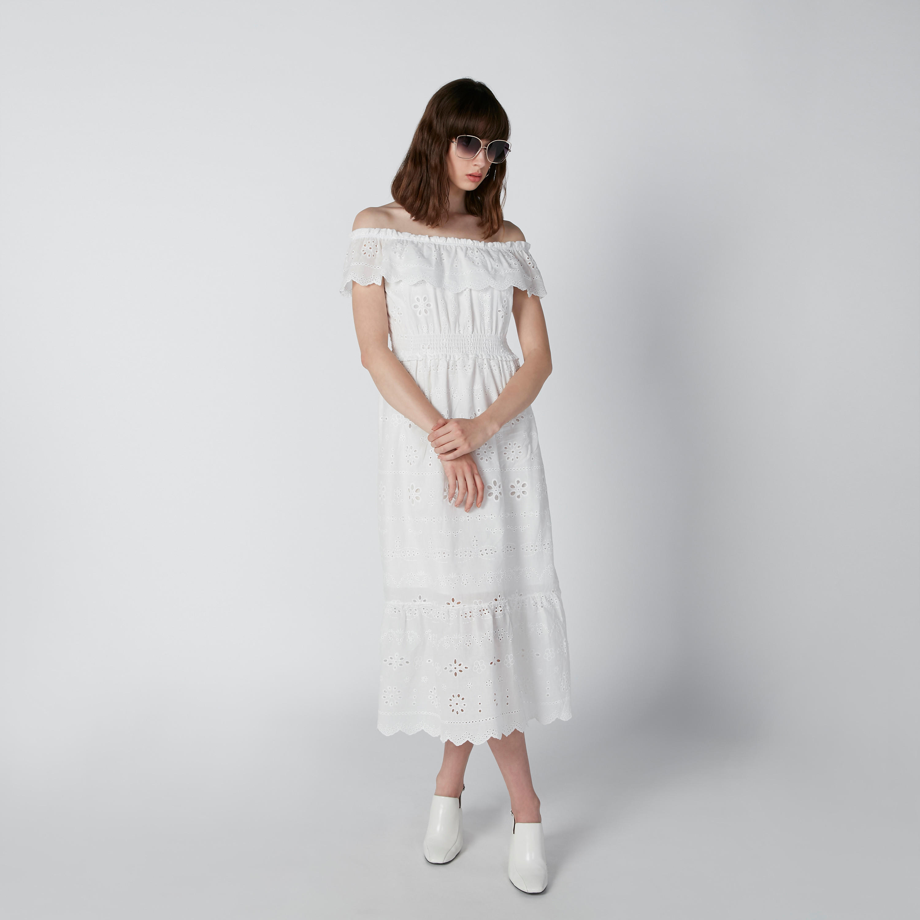 فستان شيفلي متوسط الطول بأكتاف مكشوفة ودرزات-women-clothing-dresses-image-1