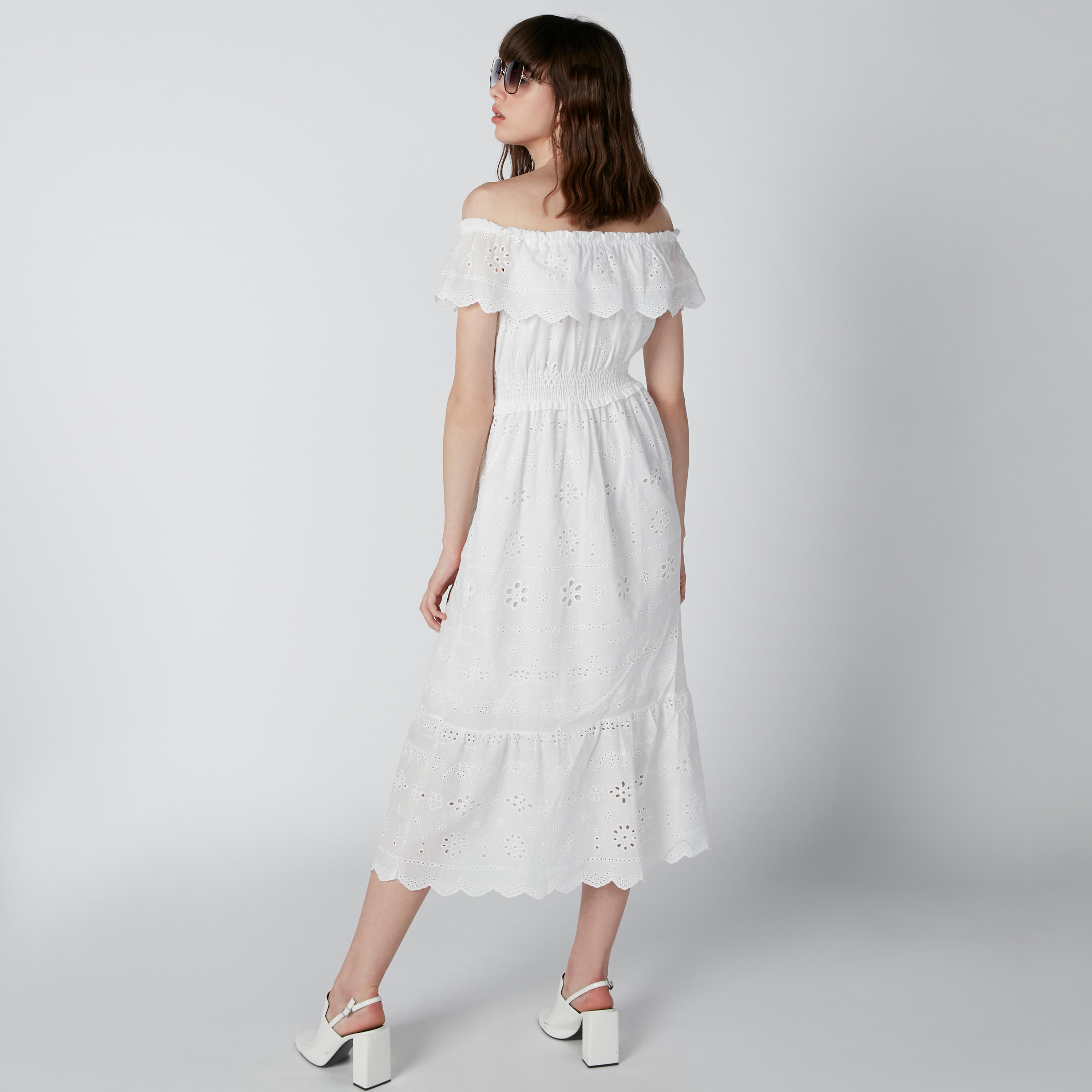 فستان شيفلي متوسط الطول بأكتاف مكشوفة ودرزات-women-clothing-dresses-image-2