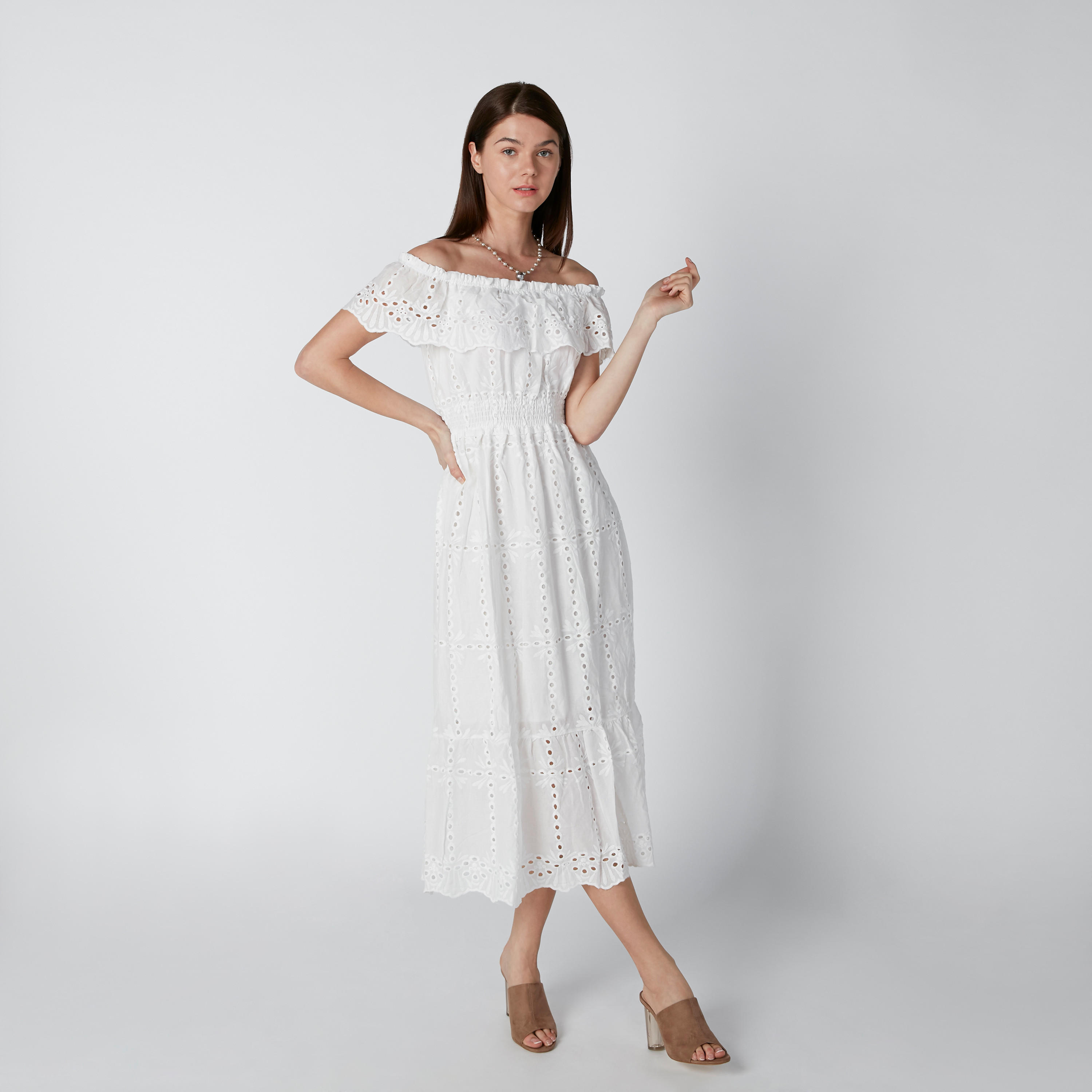 فستان متوسط الطول بأكتاف مكشوفة وتفاصيل شيفلي-women-clothing-dresses-image-1