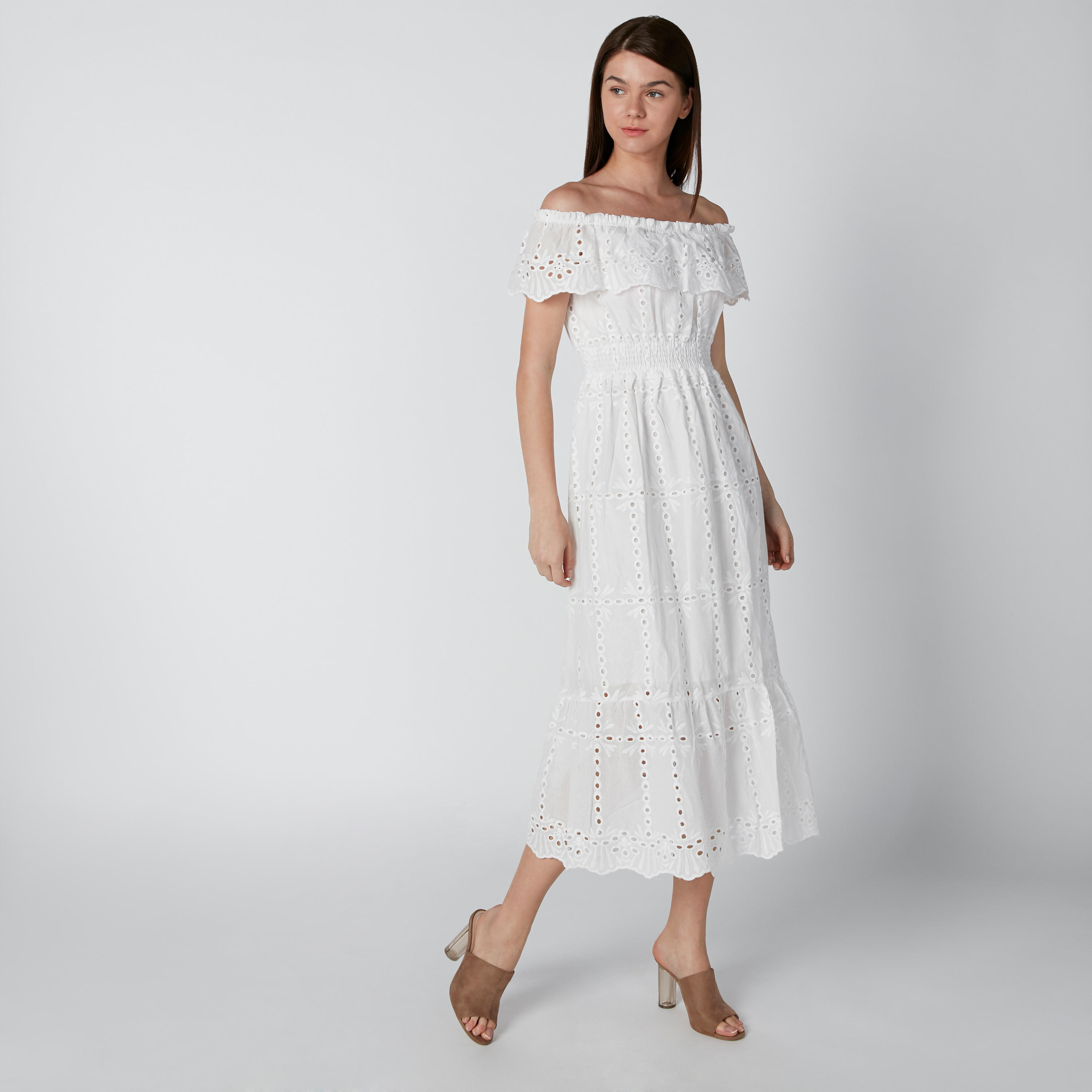 فستان متوسط الطول بأكتاف مكشوفة وتفاصيل شيفلي-women-clothing-dresses-image-4