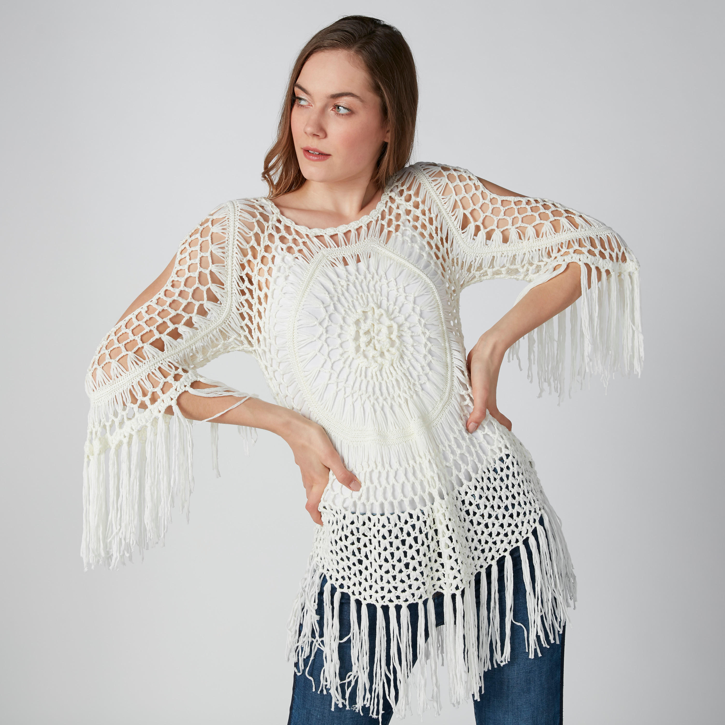 بلوزة بحر بياقة مستديرة وشرّابات-women-clothing-shirtsandblouses-blouses-image-4