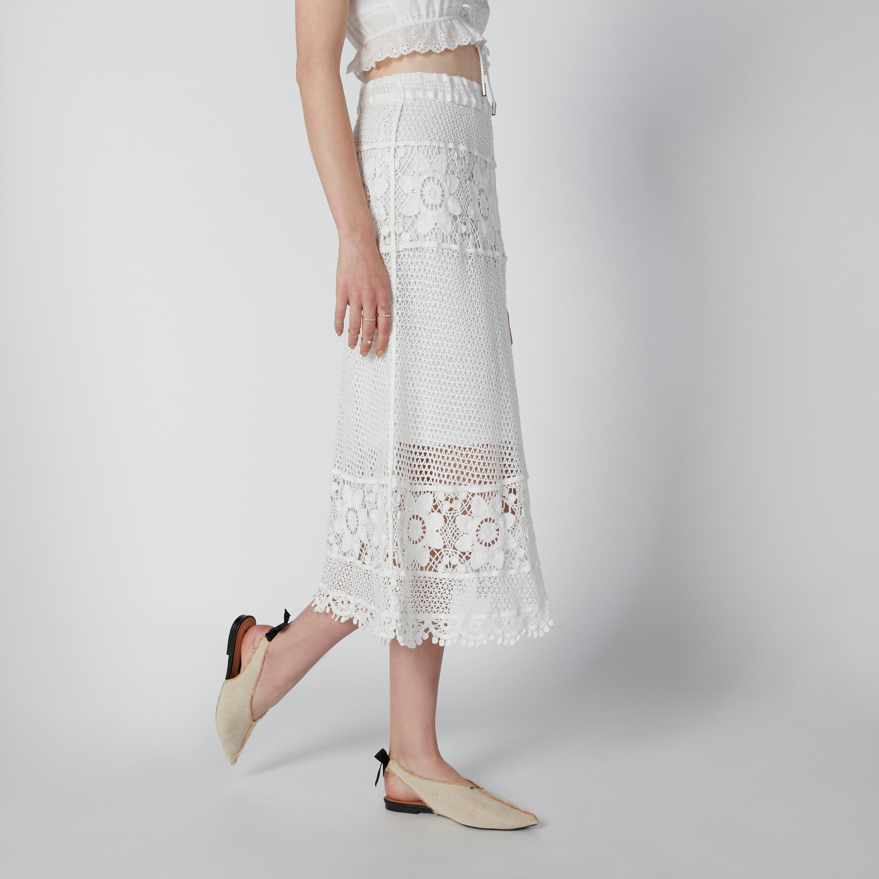 تنورة دانتيل إيه لاين متوسطة الطول بخصر مطّاطي-women-clothing-bottoms-skirts-image-4
