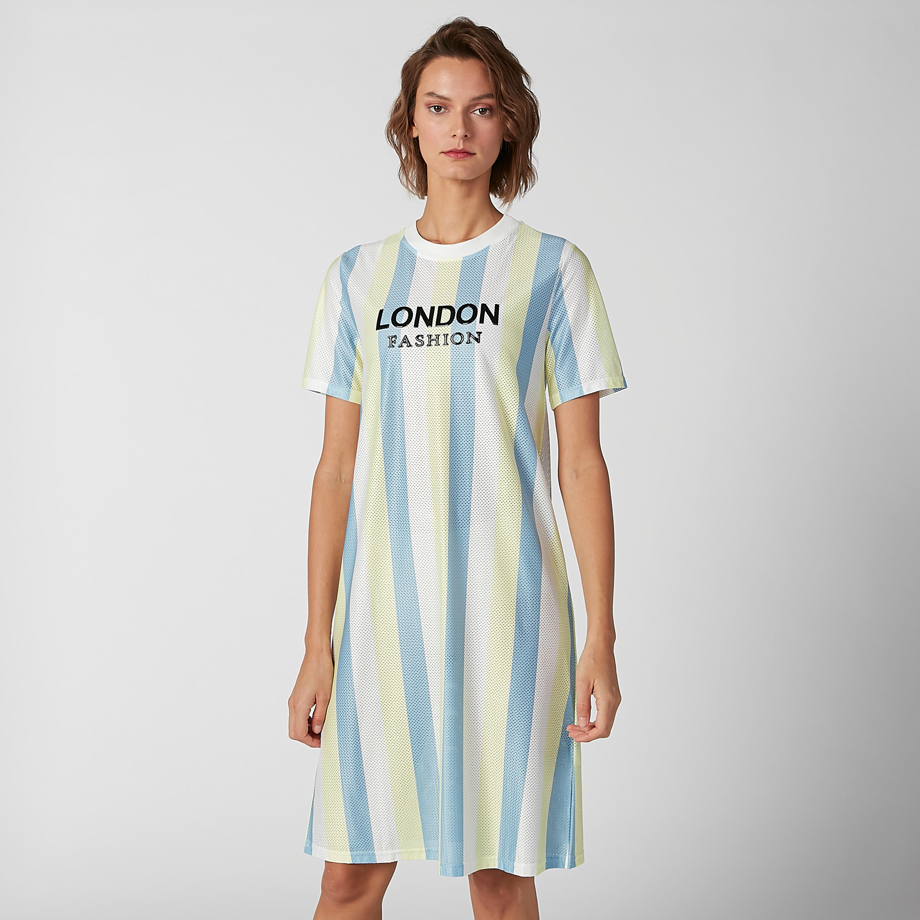 فستان تيشيرت مقلّم متوسط الطول بياقة مستديرة وأكمام قصيرة-women-clothing-dresses-image-3