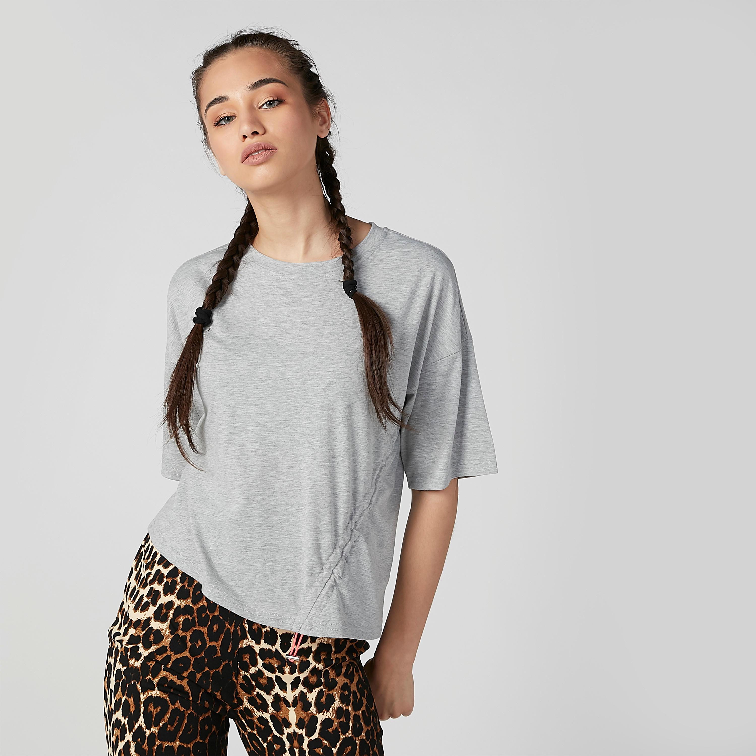 Plain T-shirt with Round Neck and Drop Shoulder Sleeves-women-clothing-tshirts-image-1