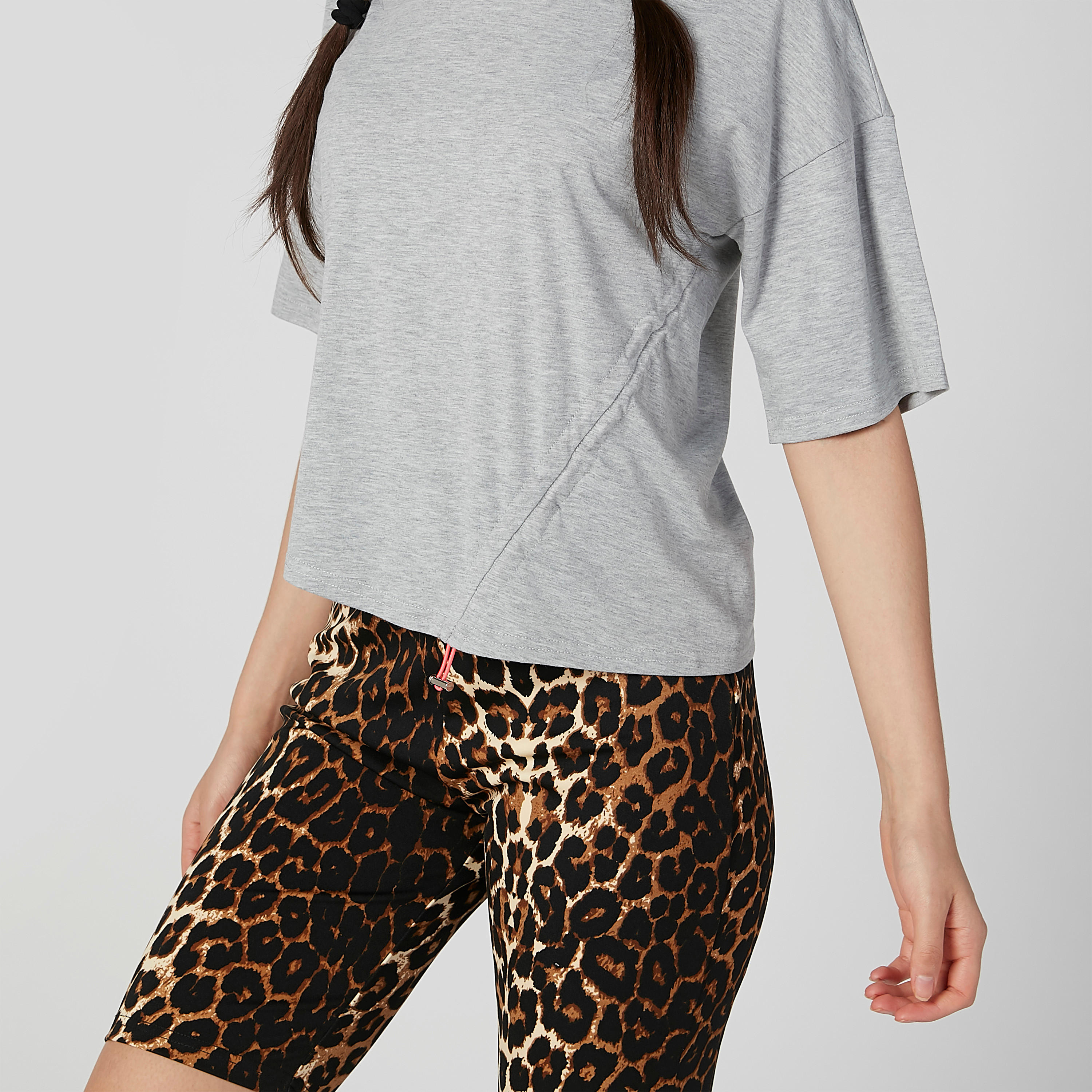Plain T-shirt with Round Neck and Drop Shoulder Sleeves-women-clothing-tshirts-image-4