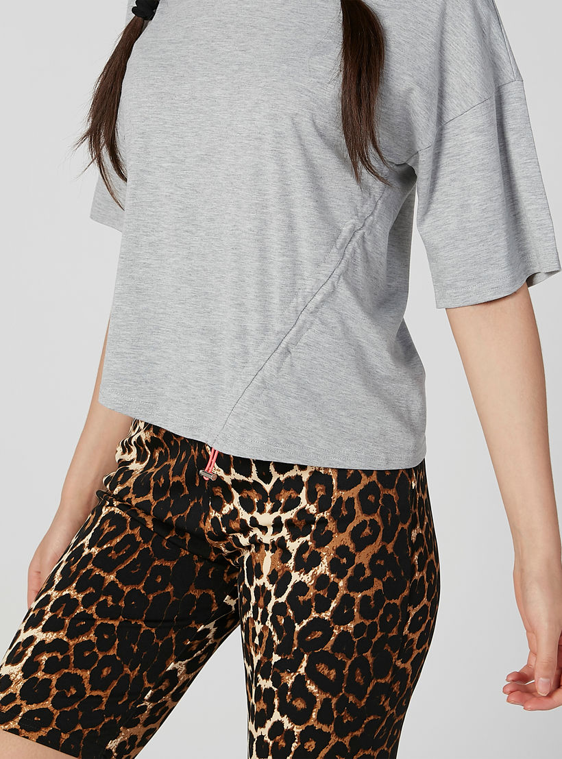 Plain T-shirt with Round Neck and Drop Shoulder Sleeves-women-clothing-tshirts-image-4