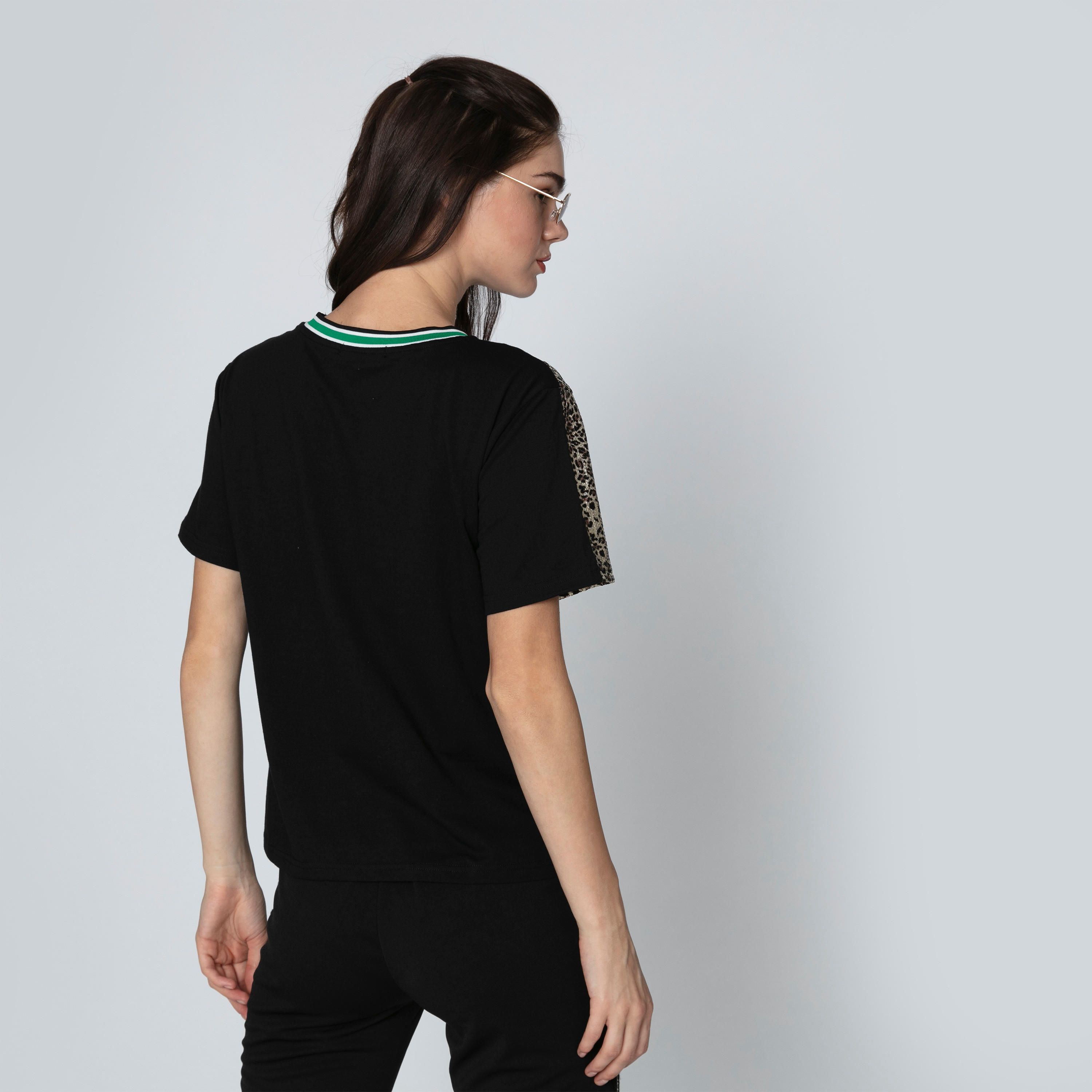 تيشيرت بياقة مستديرة وأكمام قصيرة وطبعات حيوانات-women-clothing-tshirts-image-2