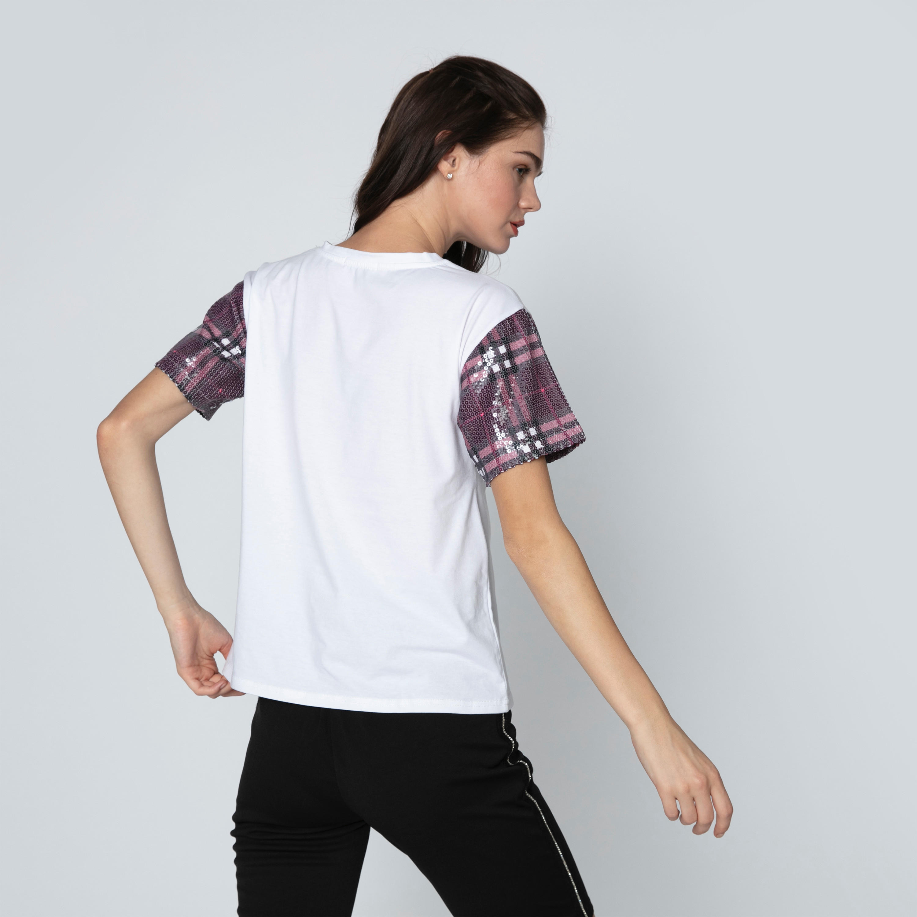 تيشيرت بياقة مستديرة وأكمام قصيرة كاروهات وطبعات-women-clothing-tshirts-image-2