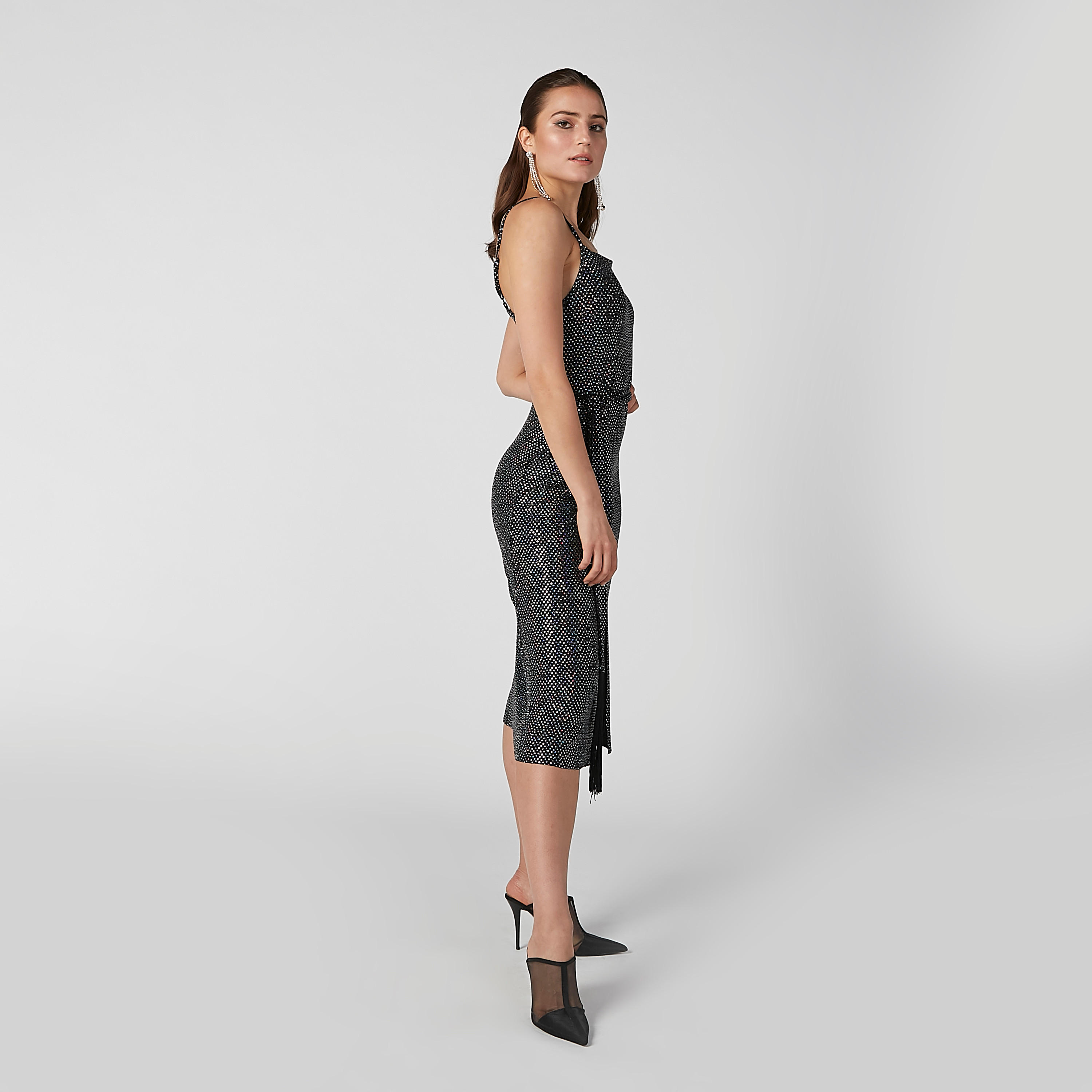 فستان إيه لاين متوسط الطول بحمّالات رفيعة قابلة للتعديل وتزيينات-women-clothing-dresses-image-1