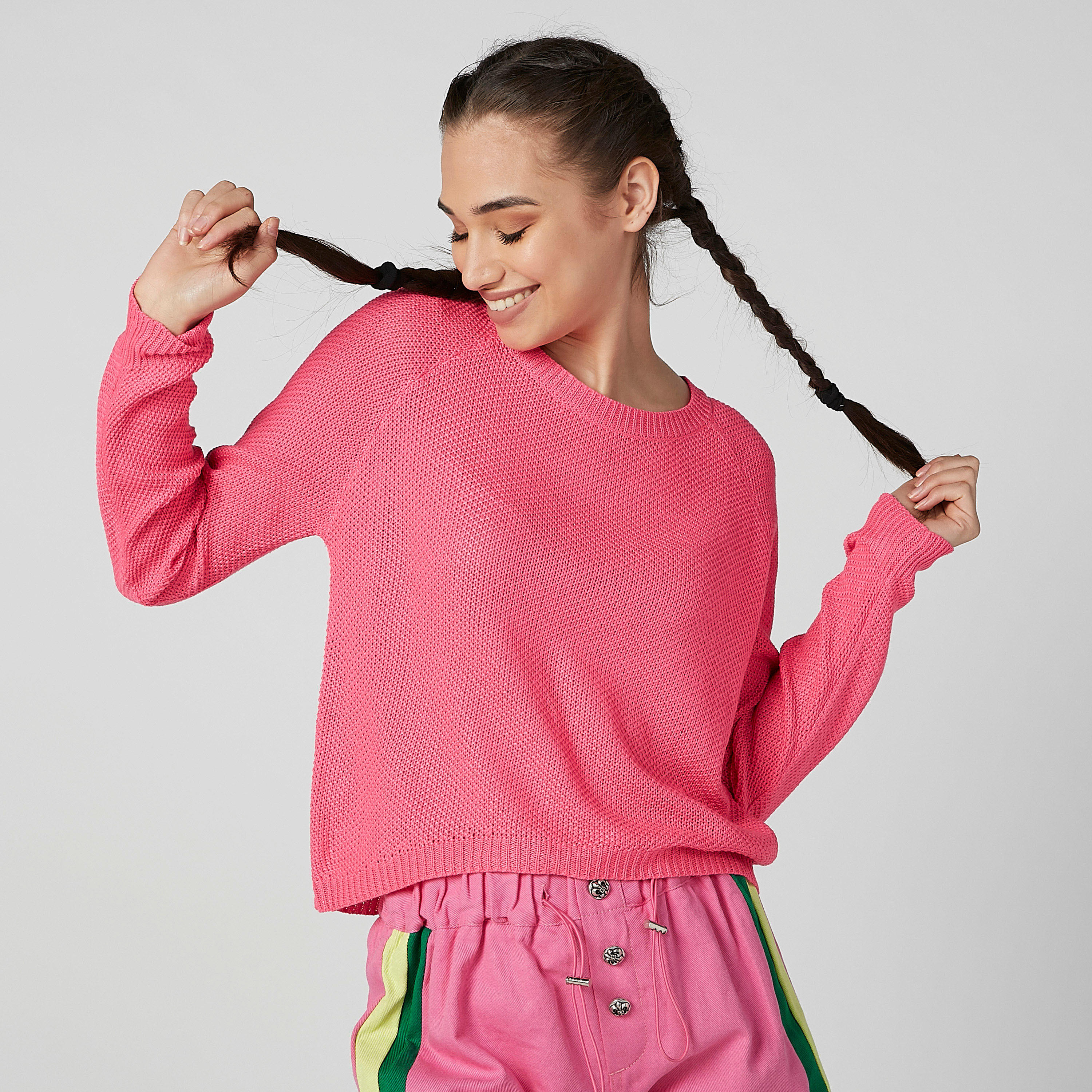 جامبر بارز الملمس بأكمام مغايرة وياقة مستديرة-women-clothing-cardigansandjumpers-jumpers-image-2