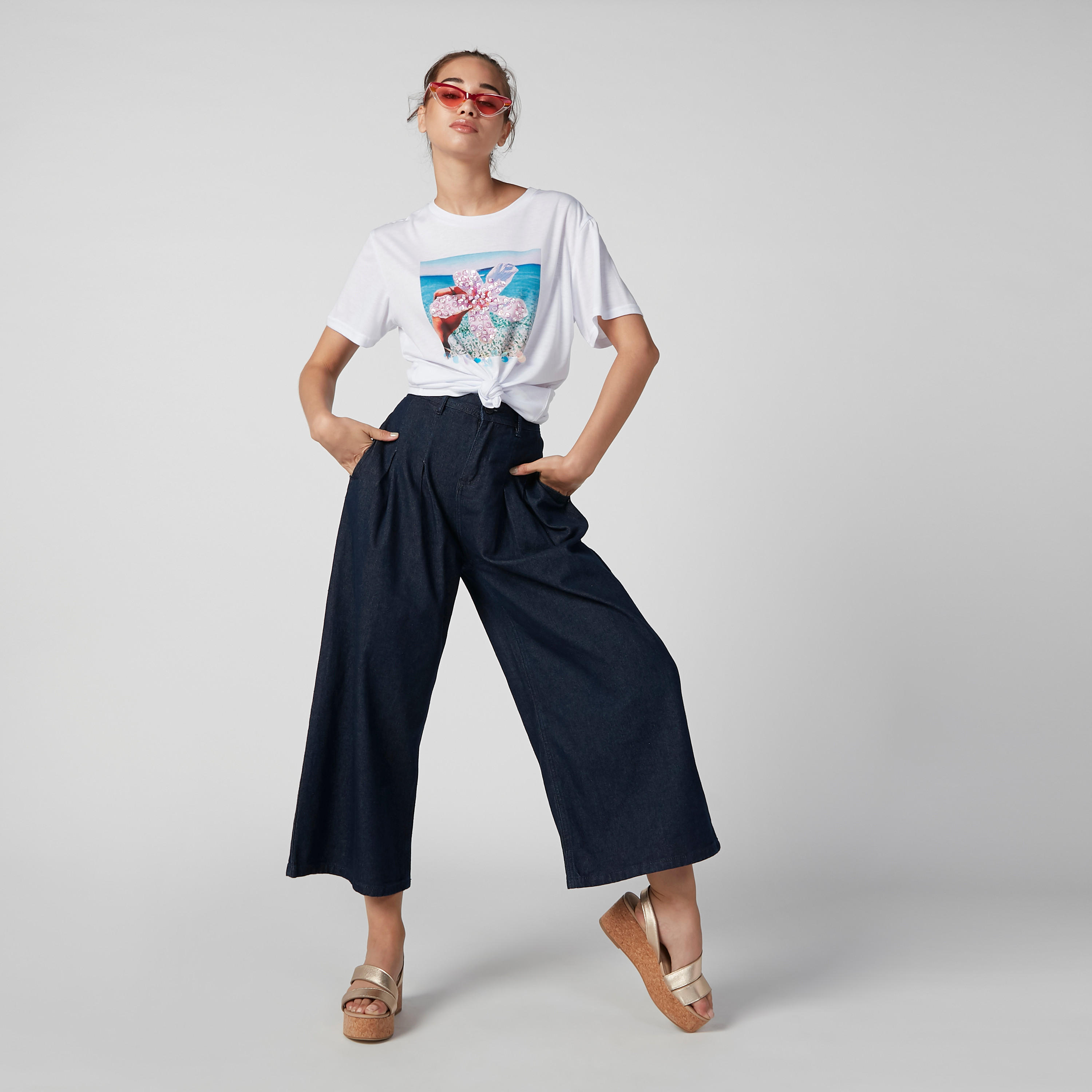 تيشيرت بياقة مستديرة وأكمام قصيرة وطبعات-women-clothing-tshirts-image-1