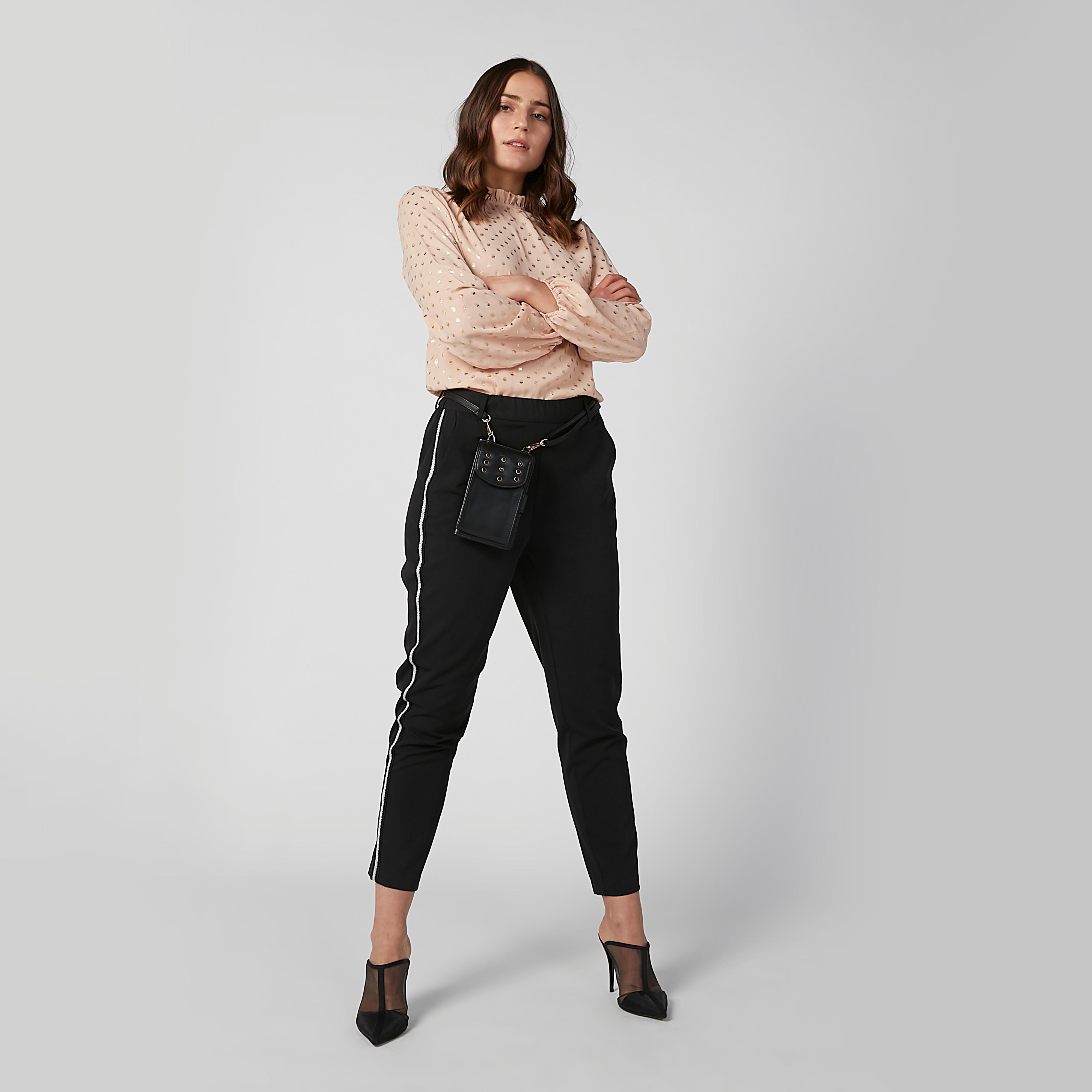 بلوزة بياقة كشكش عالية وأكمام بيشوب وطبعات-women-clothing-shirtsandblouses-blouses-image-3