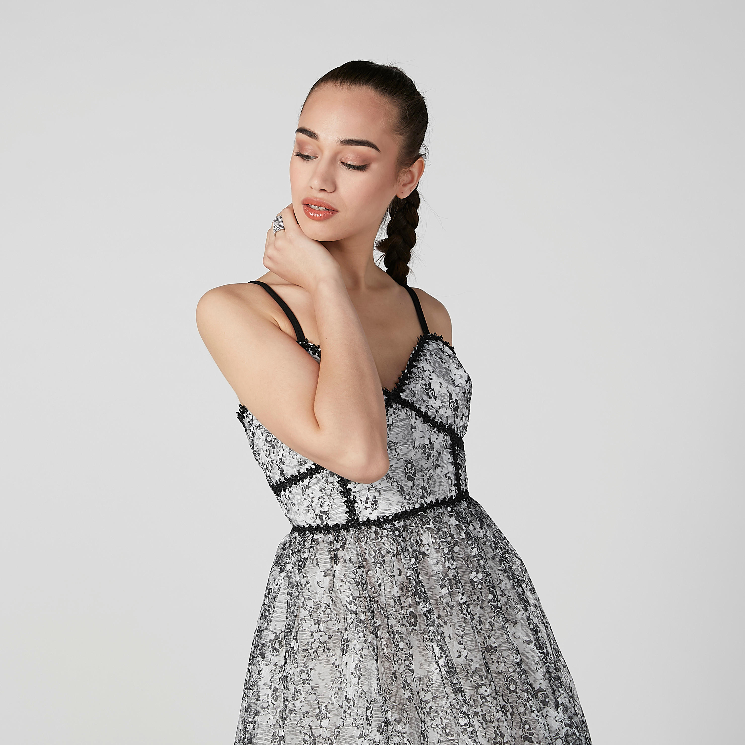 فستان بارز الملمس إيه لاين متوسط الطول بحمّالات رفيعة وسحّاب إغلاق-women-clothing-dresses-image-4