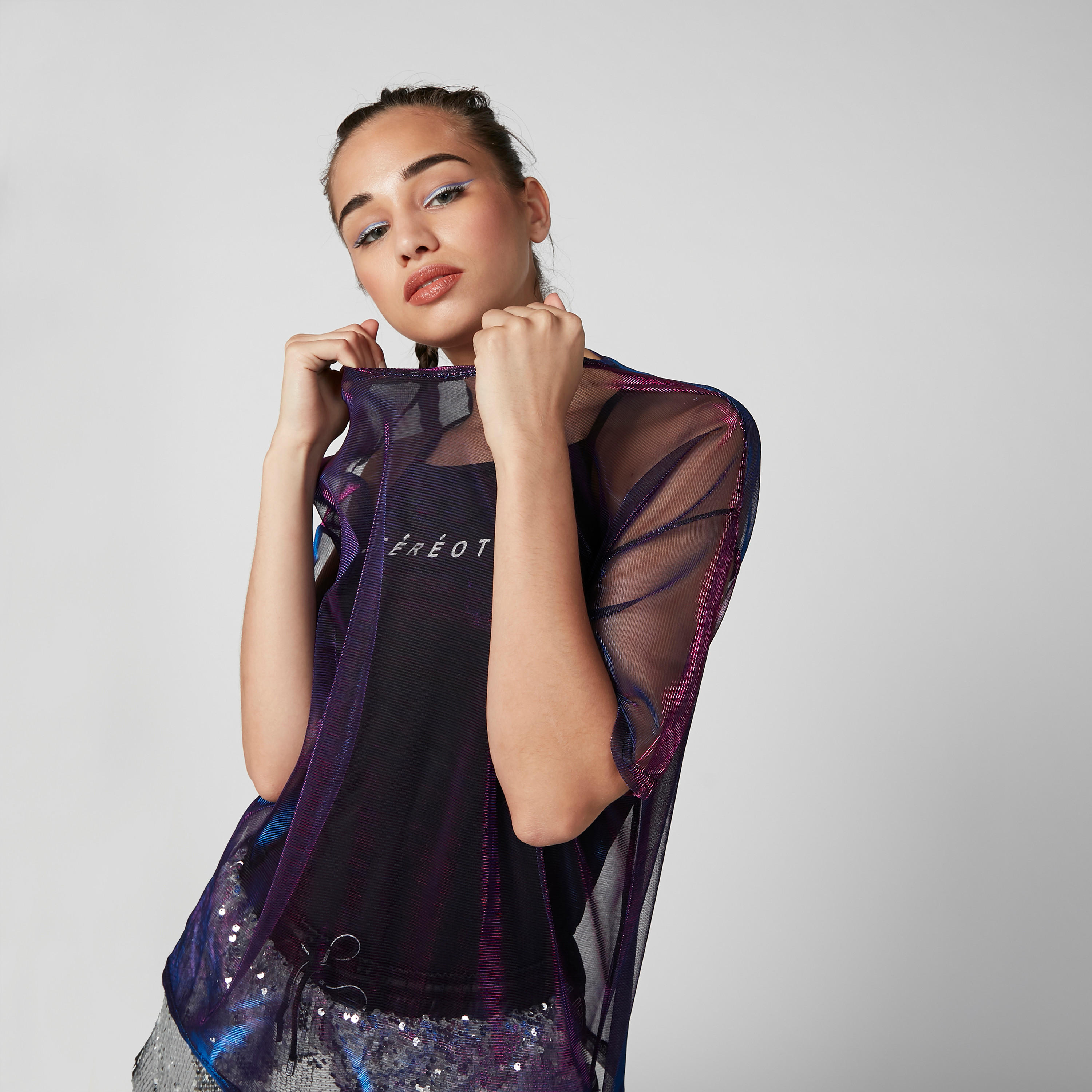 Wide Fit Textured T-shirt with Round Neck and Short Sleeves-women-clothing-tshirts-image-1
