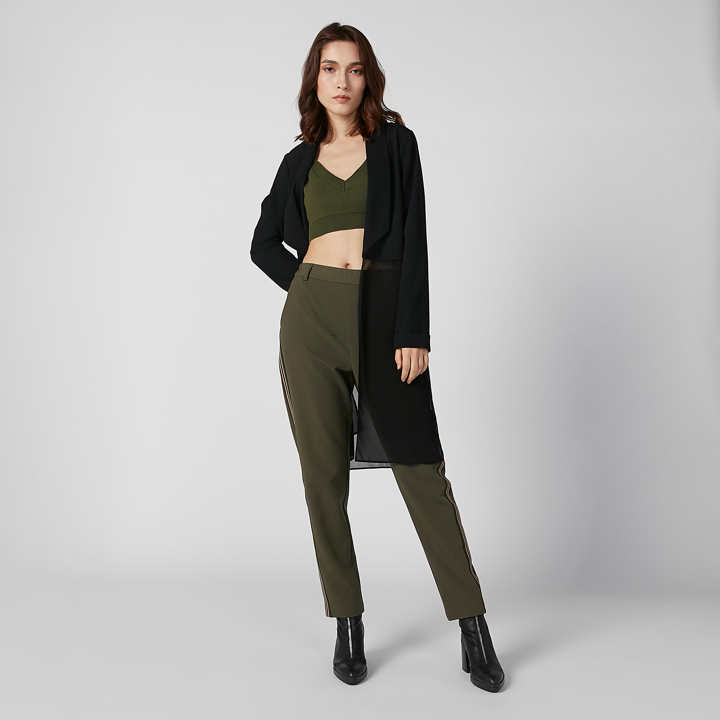 بلوزة قصيرة بارزة الملمس بياقة V وأربطة-women-clothing-shirtsandblouses-blouses-image-3